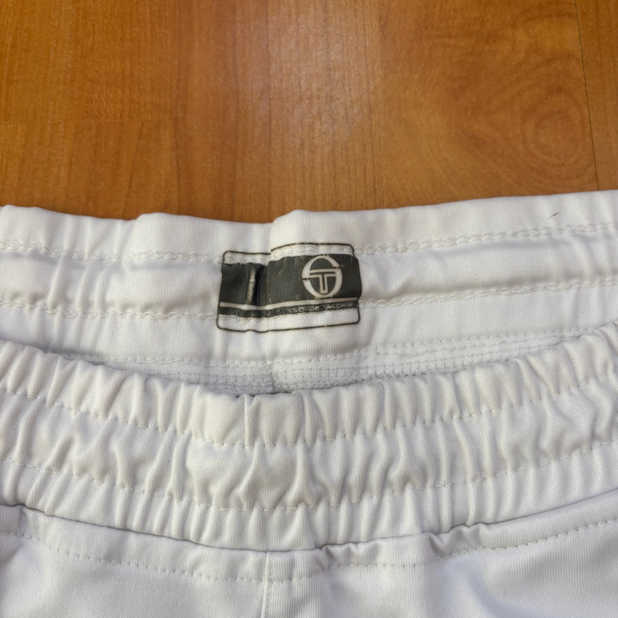 Sergio Tacchini White & Red Flame Tennis Shorts M Polyester image 2