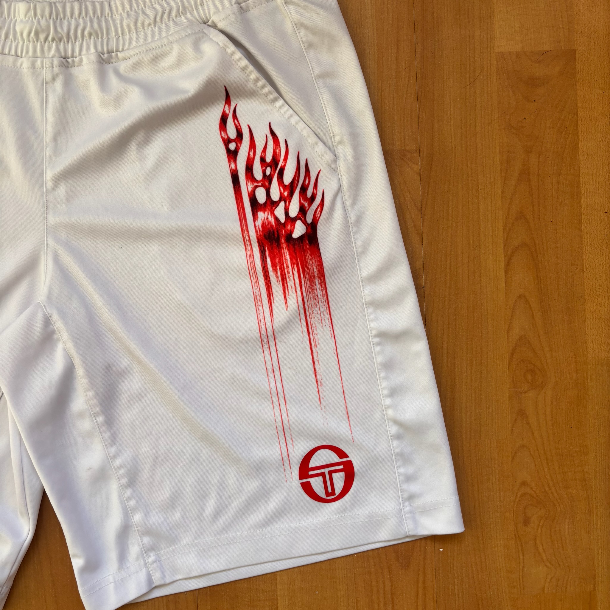 Sergio Tacchini White & Red Flame Tennis Shorts M Polyester image 3