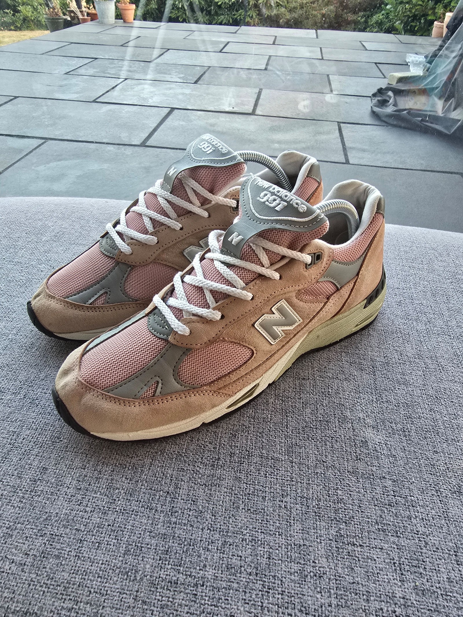 New Balance Pink & Grey 991 MiUK Trainers UK 7.5