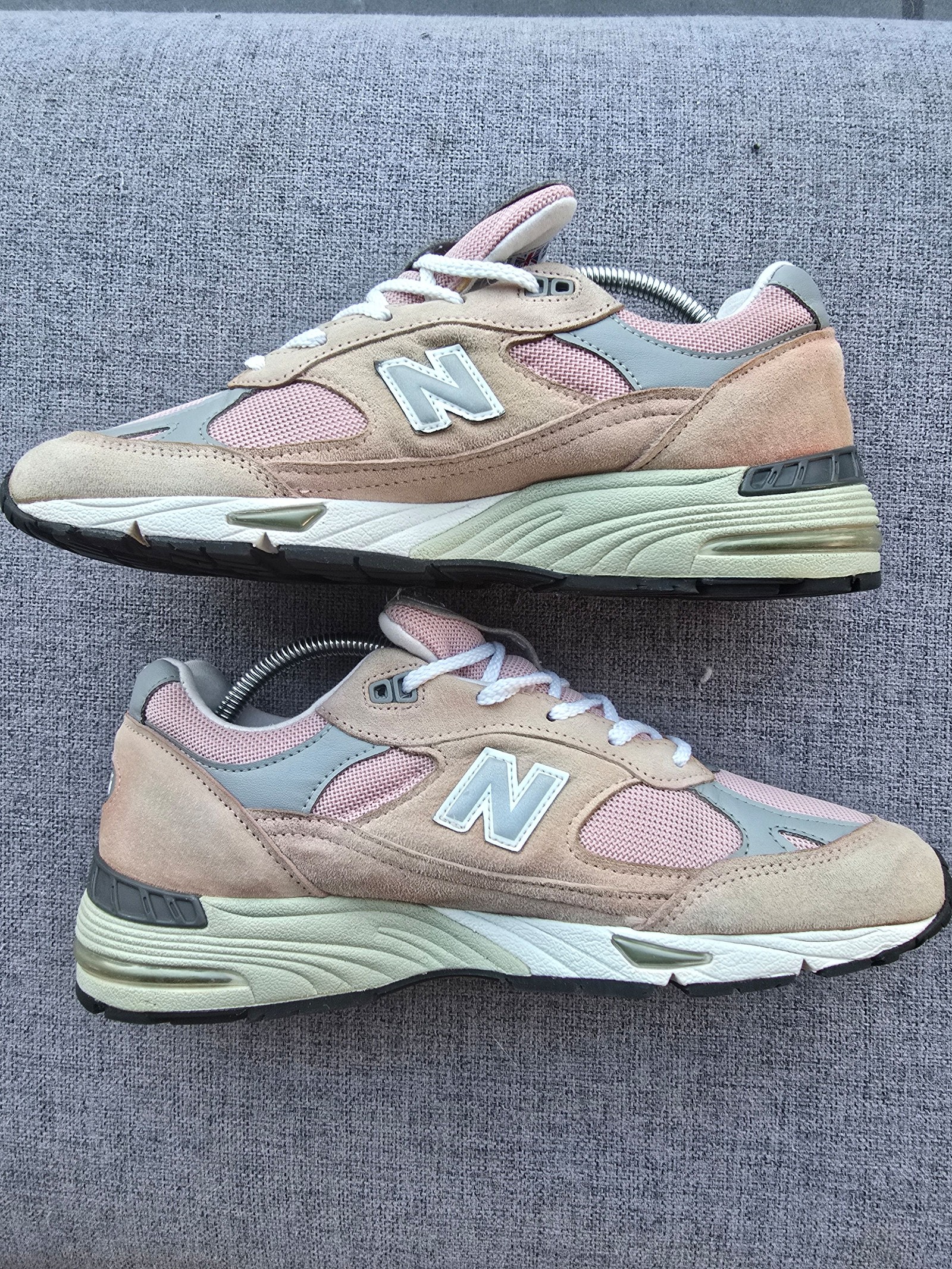 New Balance Pink & Grey 991 MiUK Trainers UK 7.5 image 8