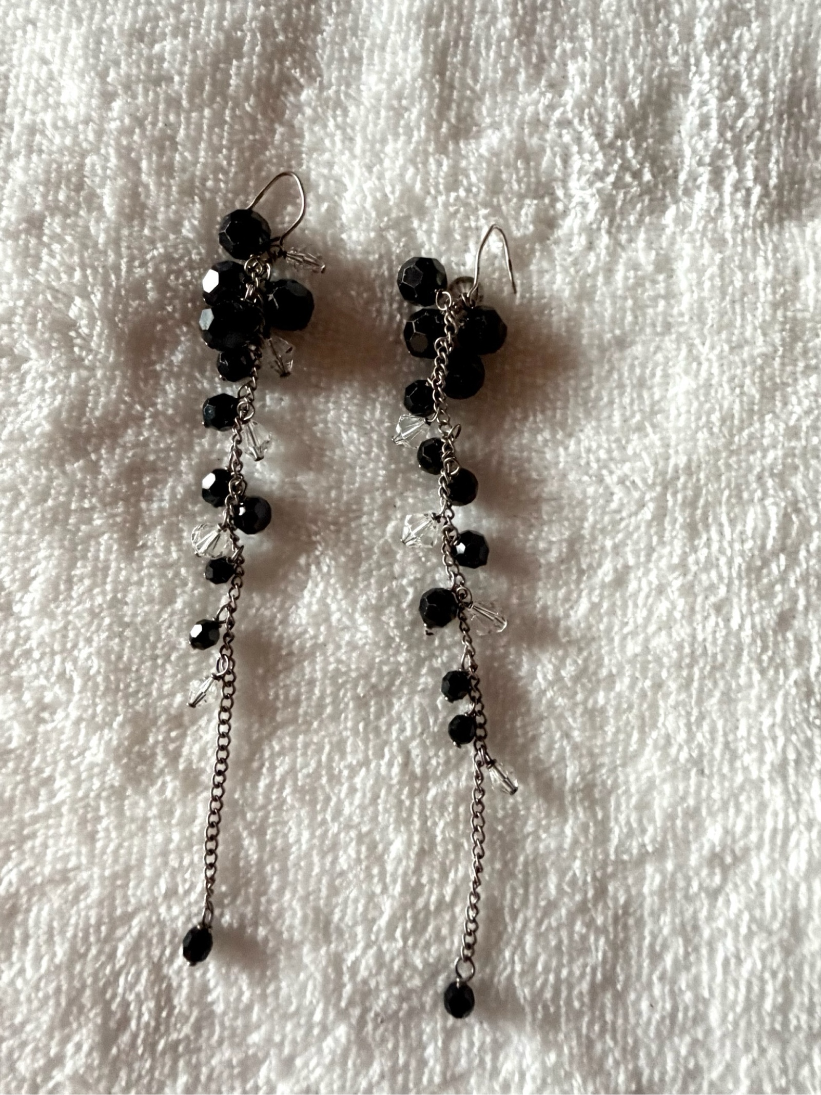 Black & Clear Beaded Dangle Earrings 8 cm image 8