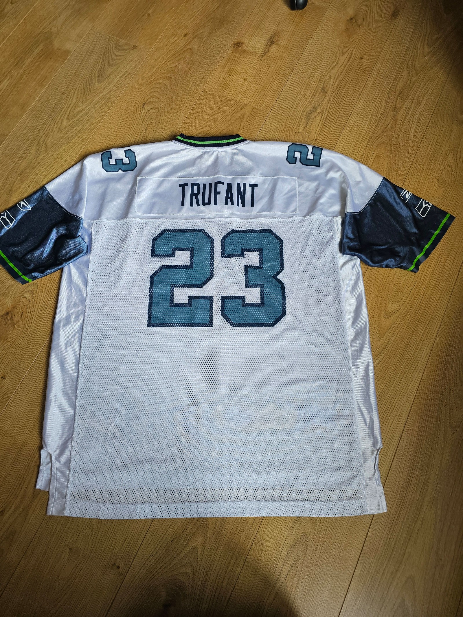Reebok Marcus Trufant White & Navy Seattle Seahawks NFL Player Jersey 2XL image 7