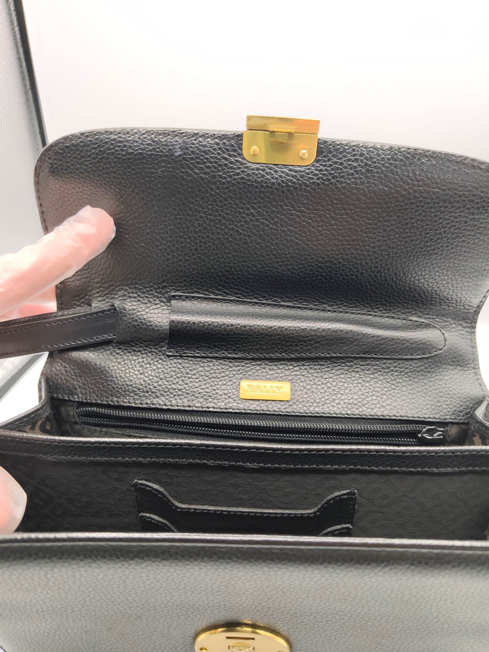 Bally Black Leather Wristlet Bag Gold Lock Other image 9