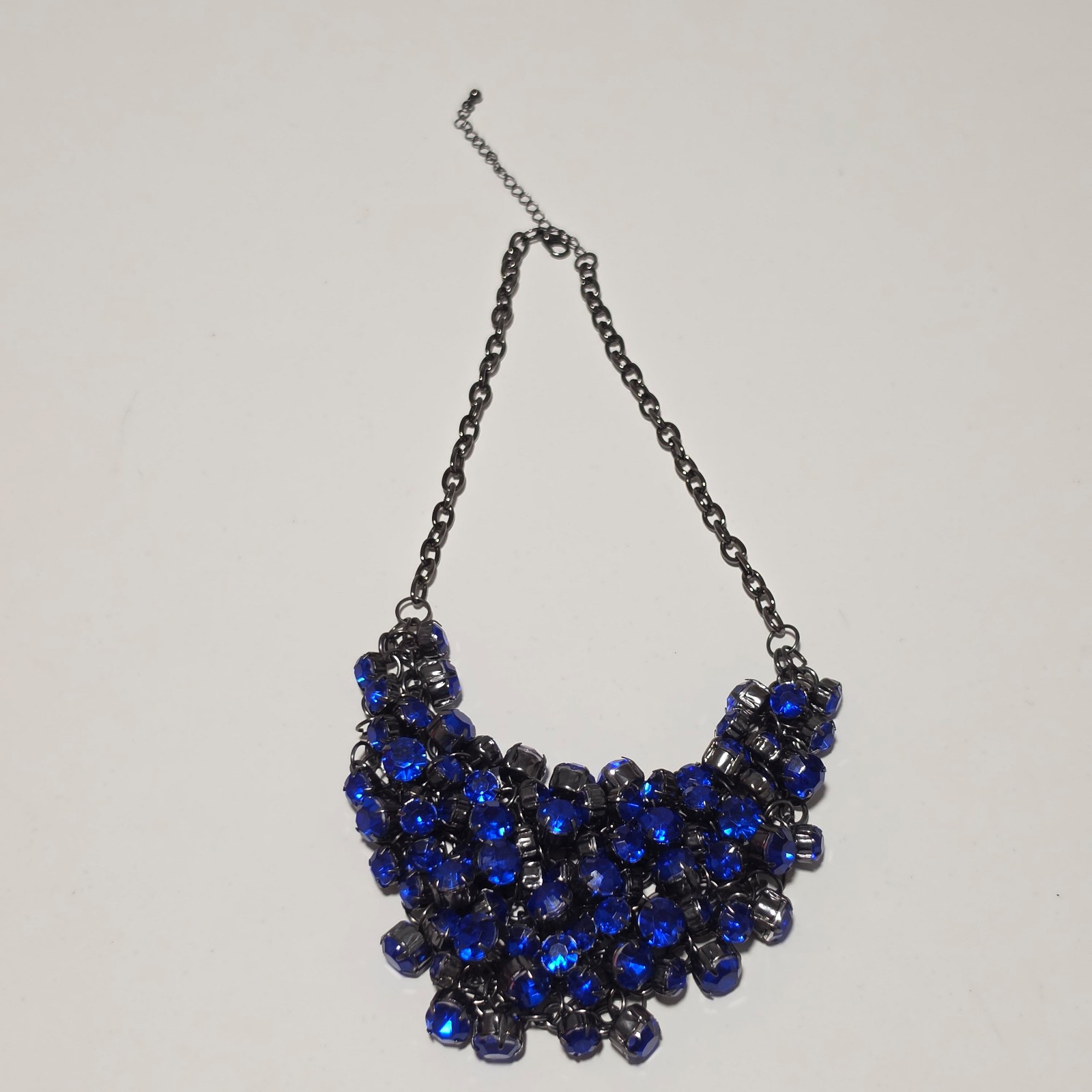 Bequtiful Statement Necklace . B3 image 3