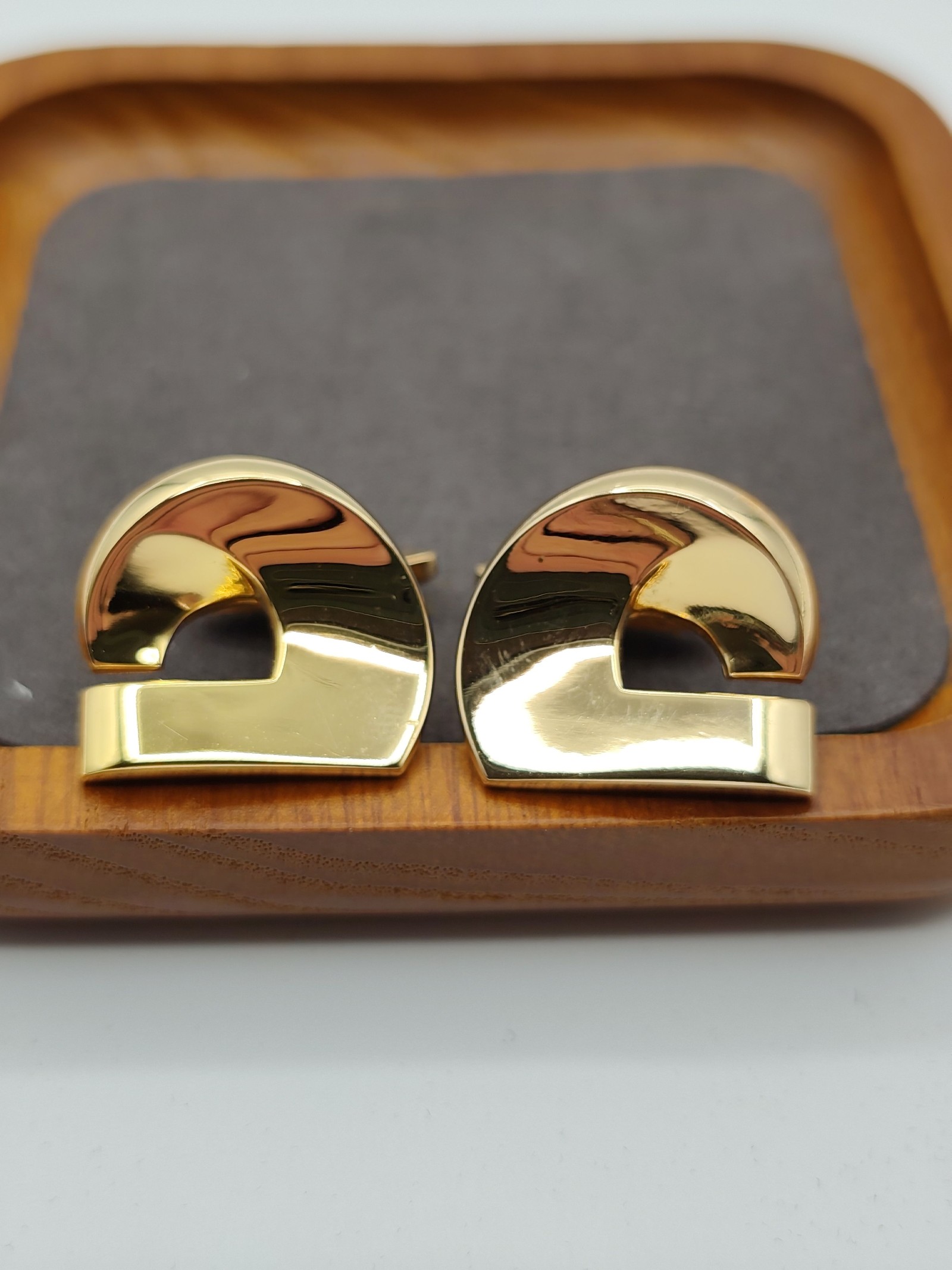 Christian Dior Gold Tone cufflinks Vintage image 3