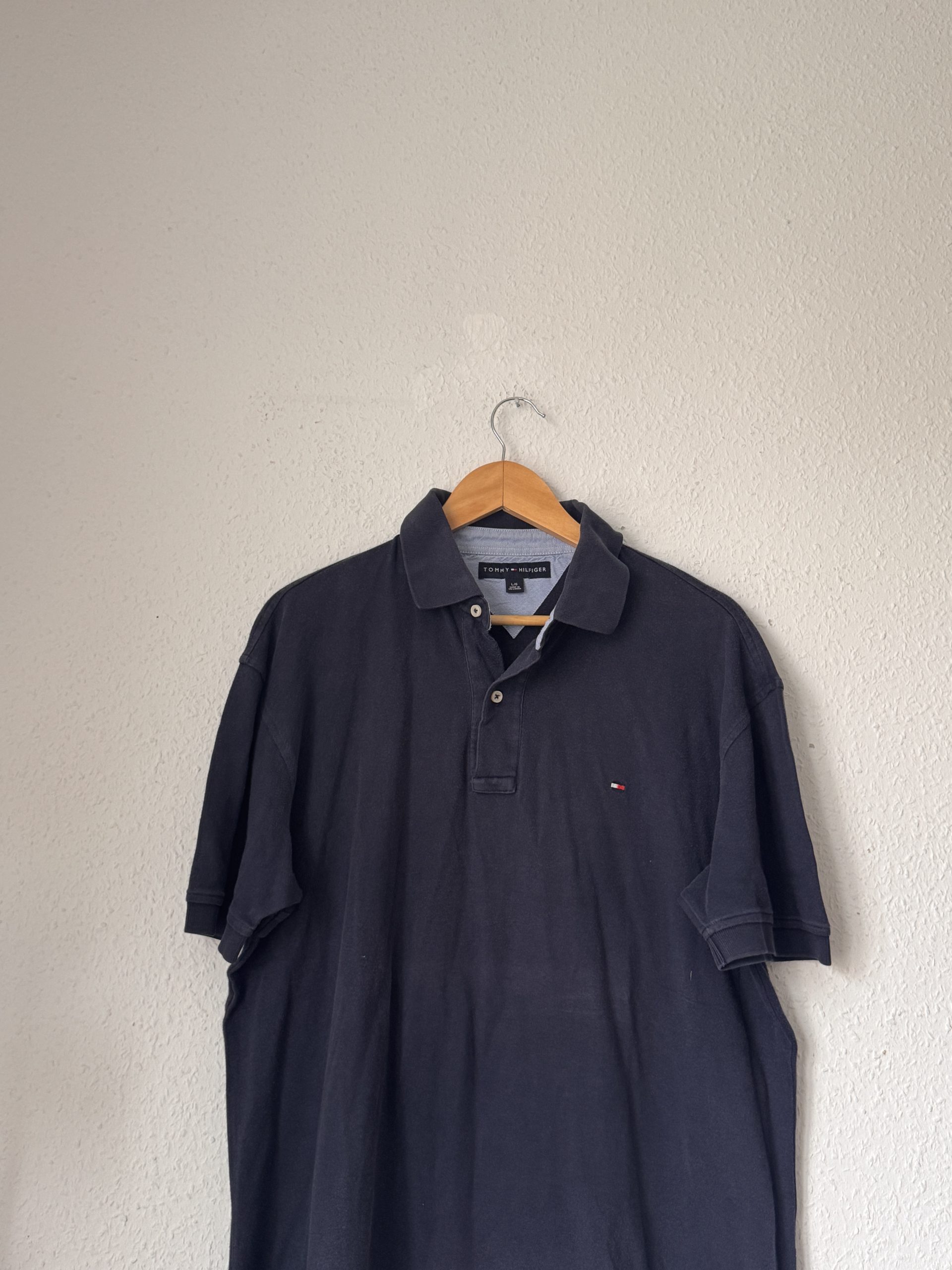 Tommy Hilfiger Navy Polo Shirt Large Classic Fit - 2993 image 2