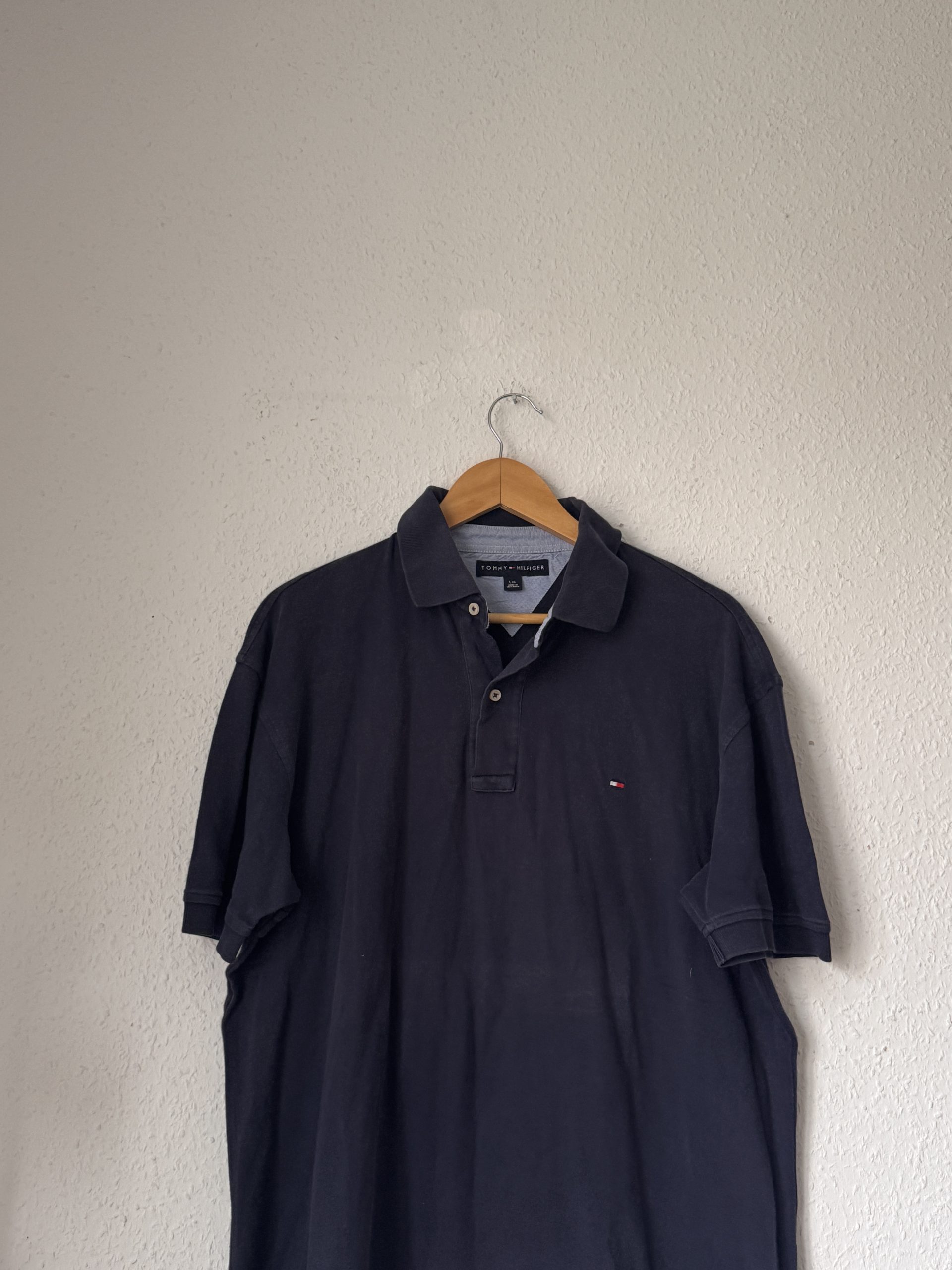 Tommy Hilfiger Navy Polo Shirt Large Classic Fit - 2993 image 3