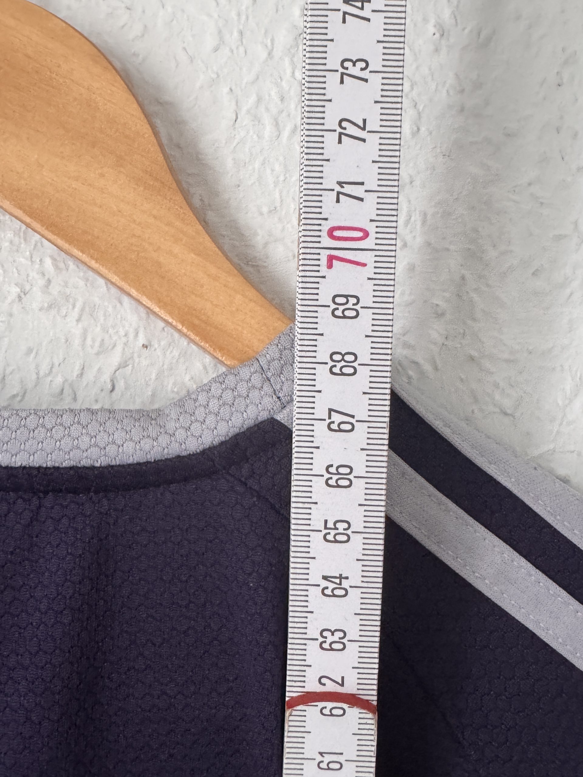 Adidas Navy & Grey T-Shirt Medium Honeycomb Texture - 2995 image 9
