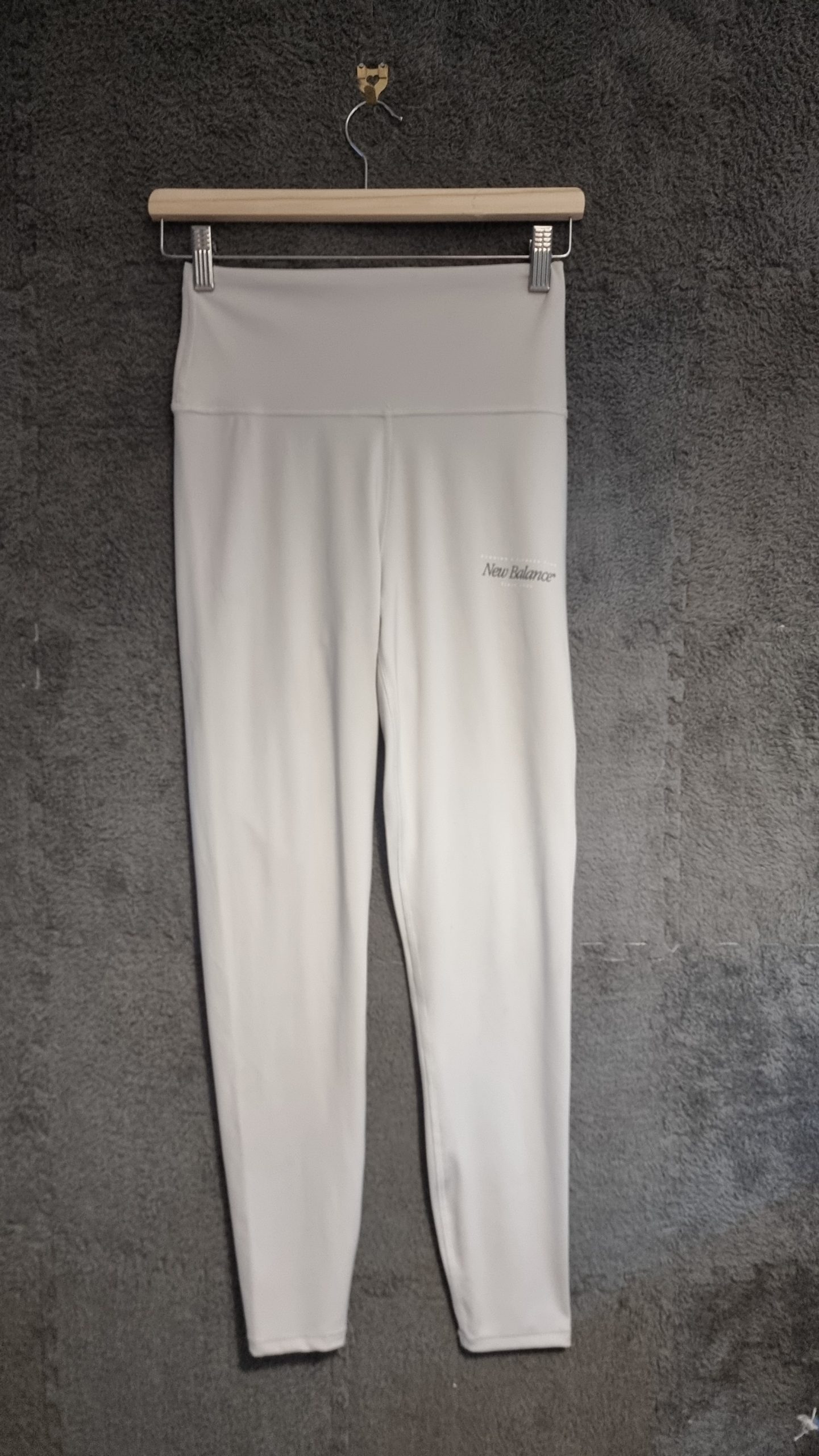 New Balance Women's NB Dry High Waisted Full length Light Grey Running Leggings Large Soft Fabric image 4