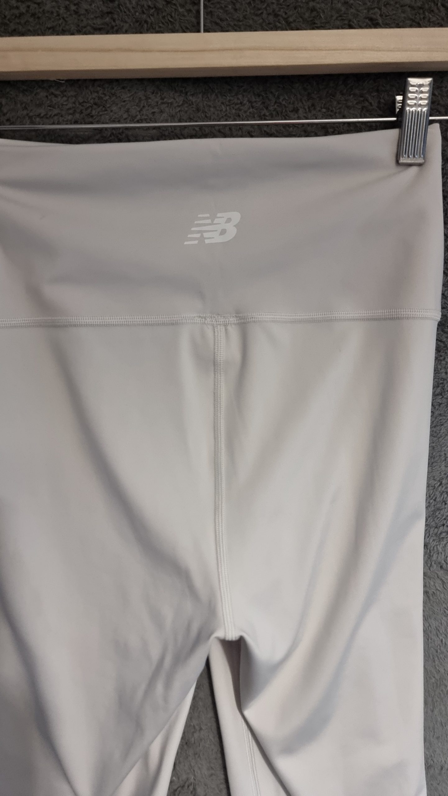 New Balance Women's NB Dry High Waisted Full length Light Grey Running Leggings Large Soft Fabric image 6
