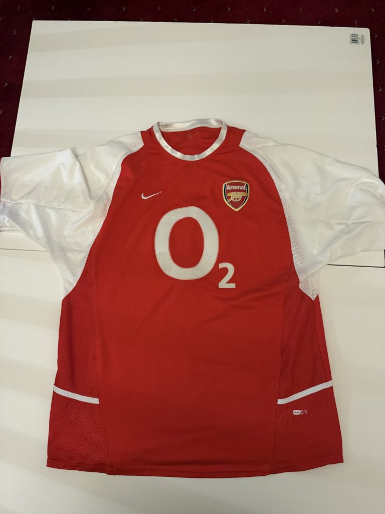 Aresnal 2002/2004 Home shirt