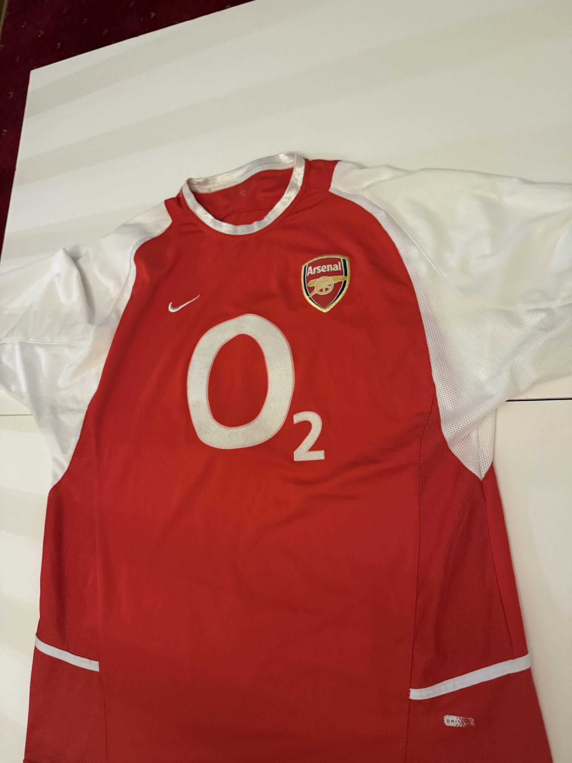 Aresnal 2002/2004 Home shirt image 2