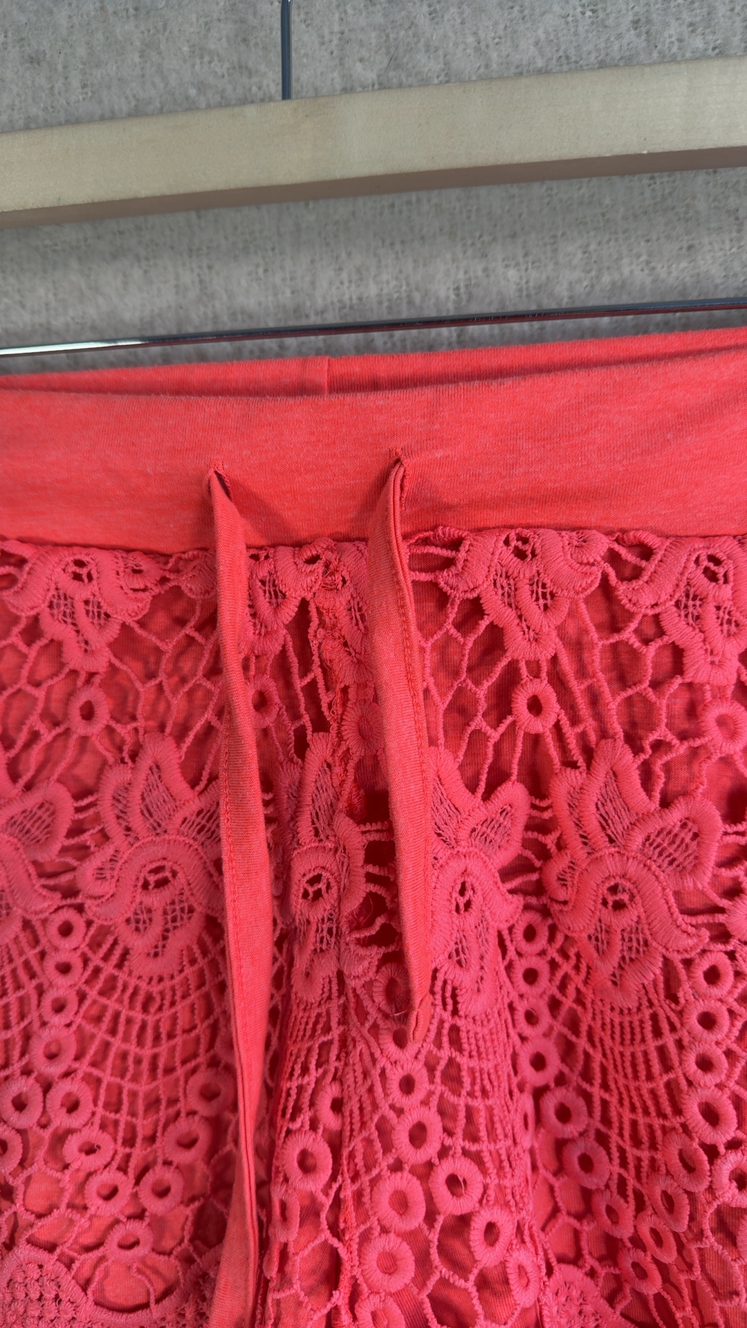 Atmosphere Coral Lace Crochet Detail Knitted Shorts UK 12 Summer Casual image 2
