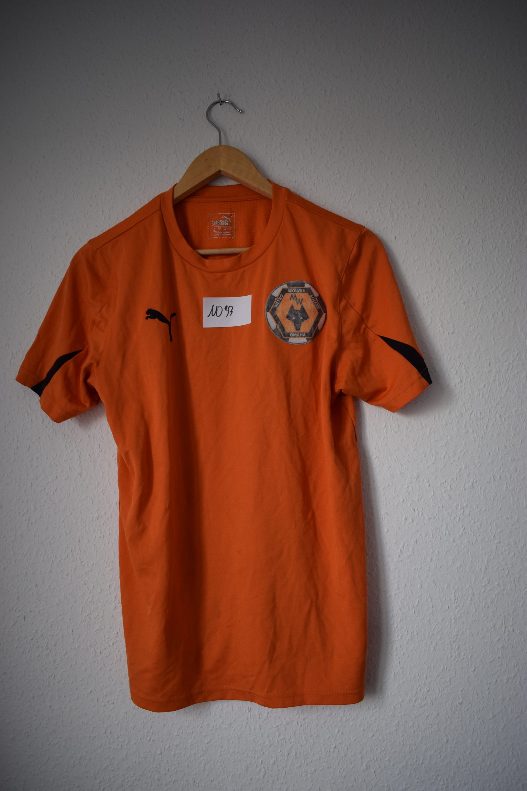 Puma Orange Metro Wolves Soccer Logo T-Shirt Medium 1033 image 6