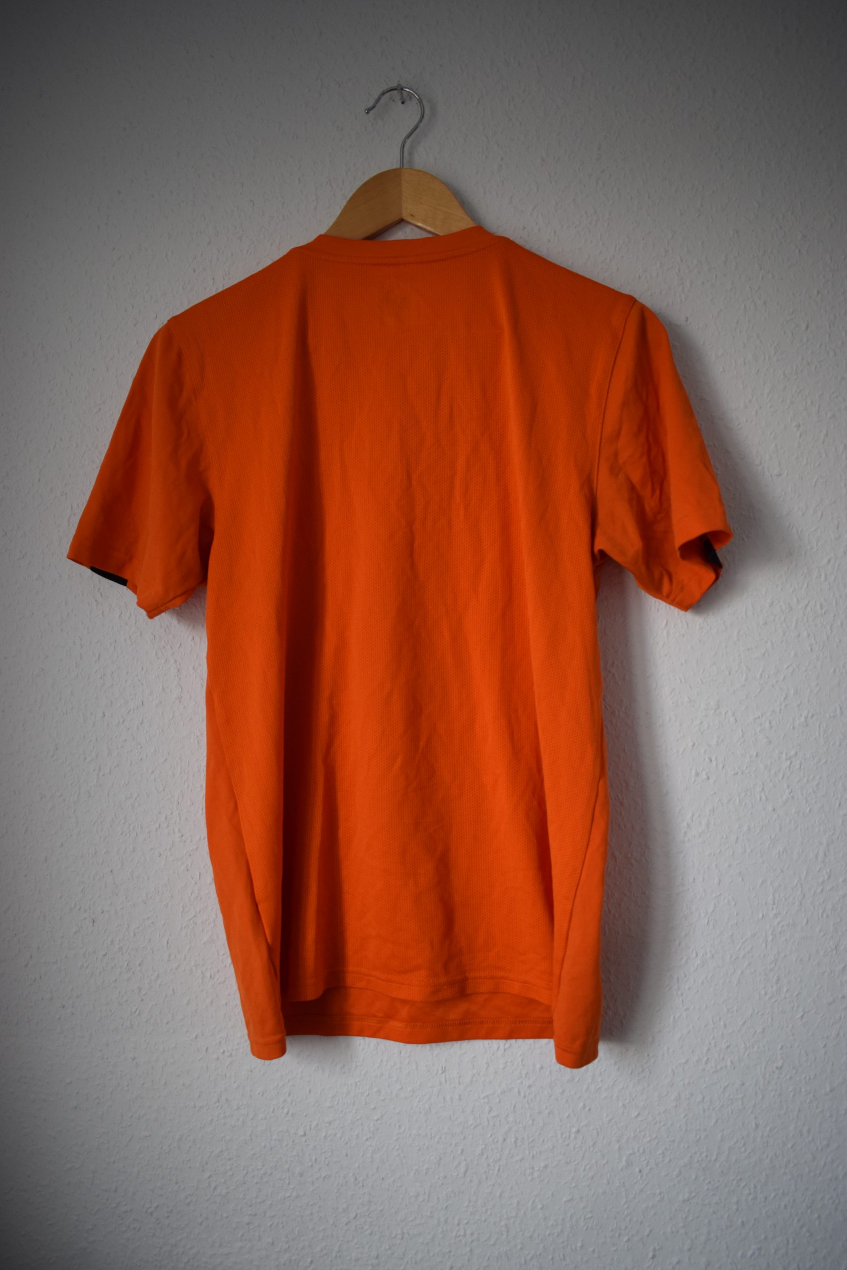 Puma Orange Metro Wolves Soccer Logo T-Shirt Medium 1033 image 8
