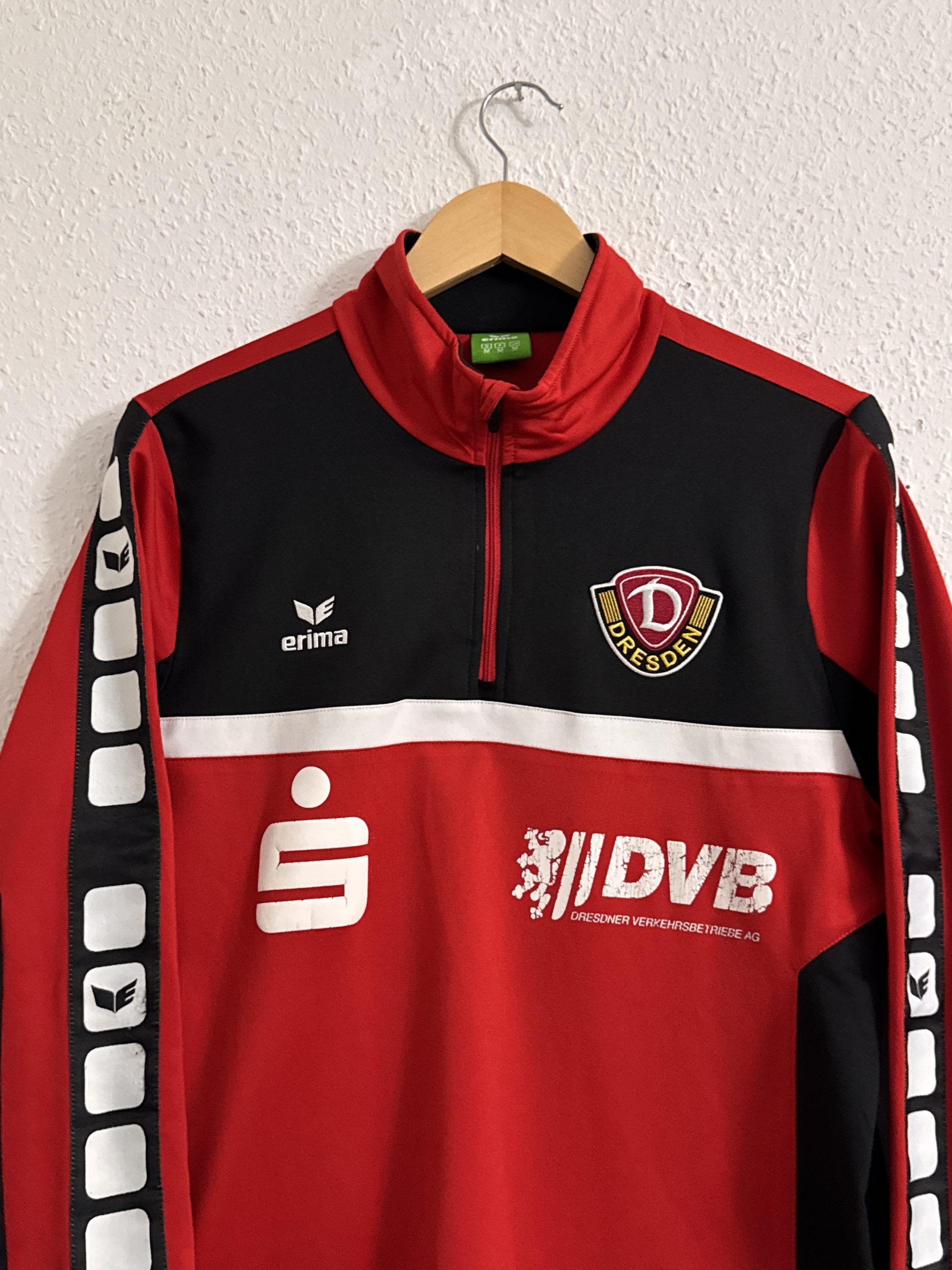 Erima Red & Black Dresden Quarter-Zip Sports Top M 2940 image 4