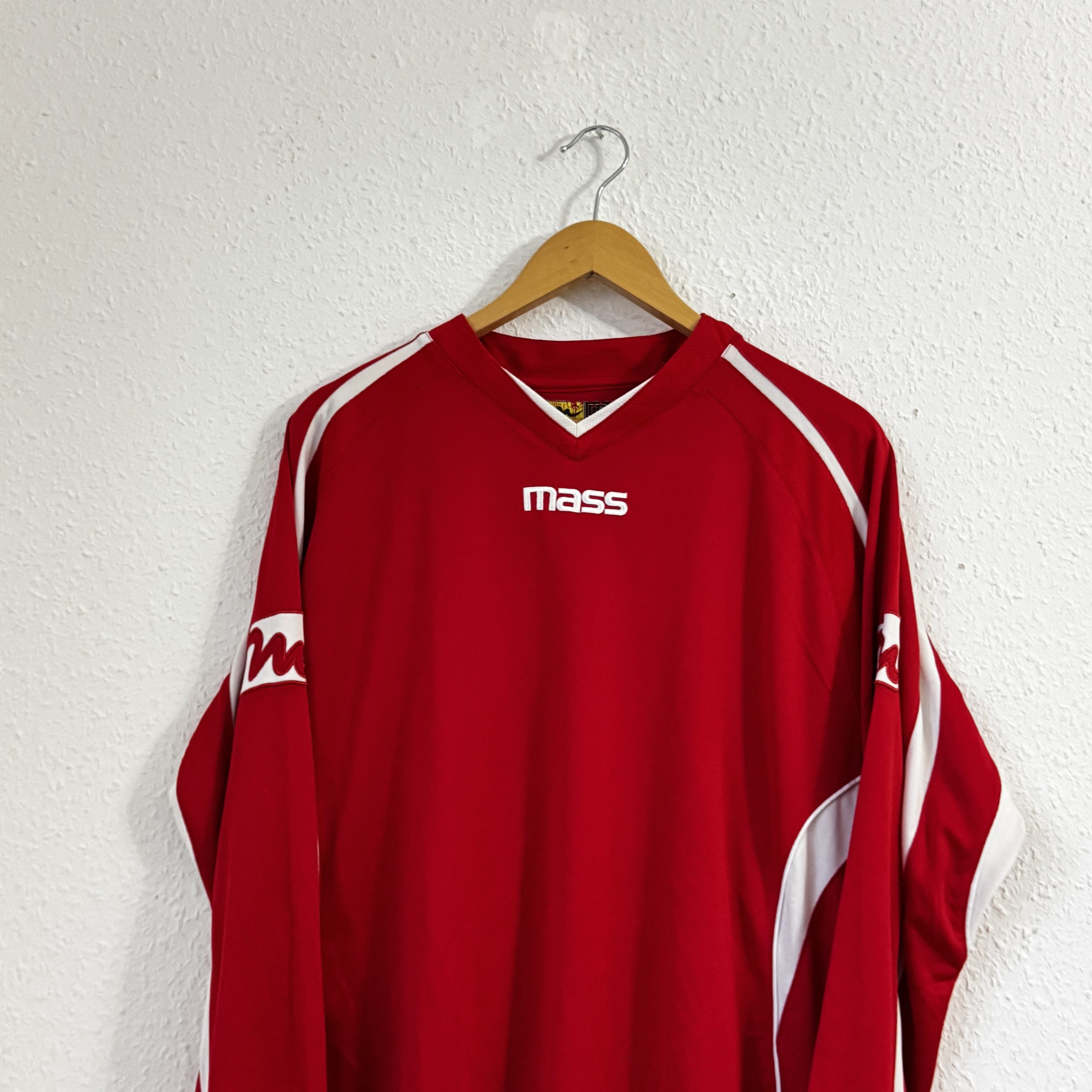 Mass Red & White Long Sleeve Sports Jersey XL 2014 image 3