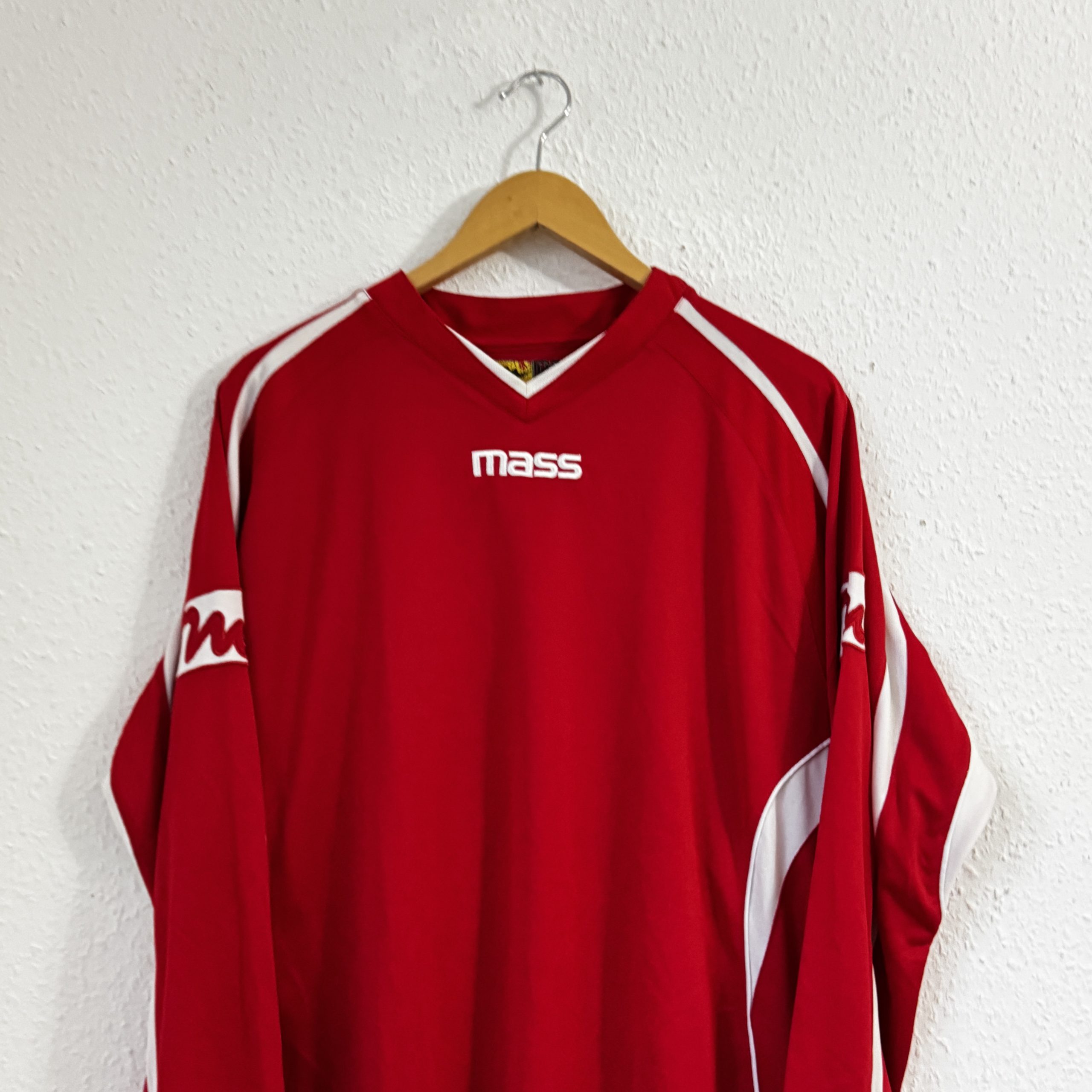 Mass Red & White Long Sleeve Sports Jersey XL 2014 image 4