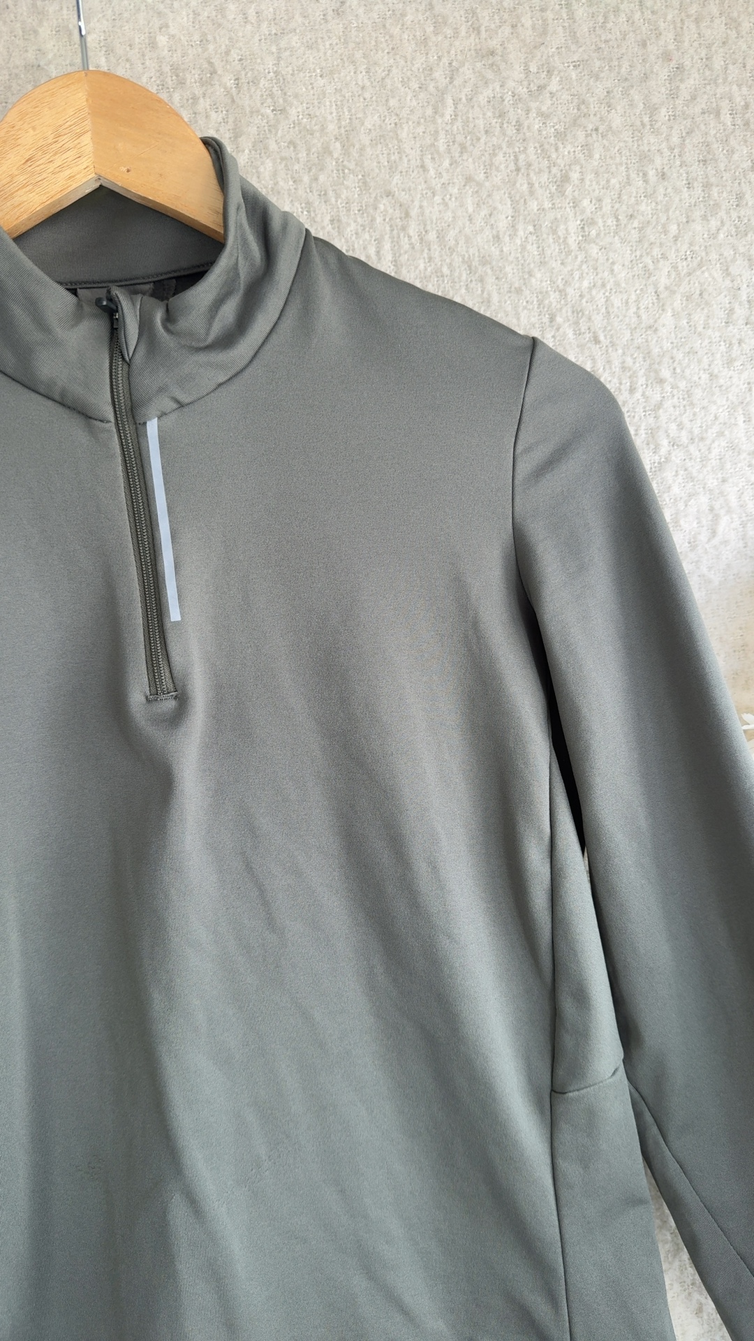 Decathlon Kalenji Grey Long Sleeve Running Top Medium Breathable Sportswear Activewear image 2