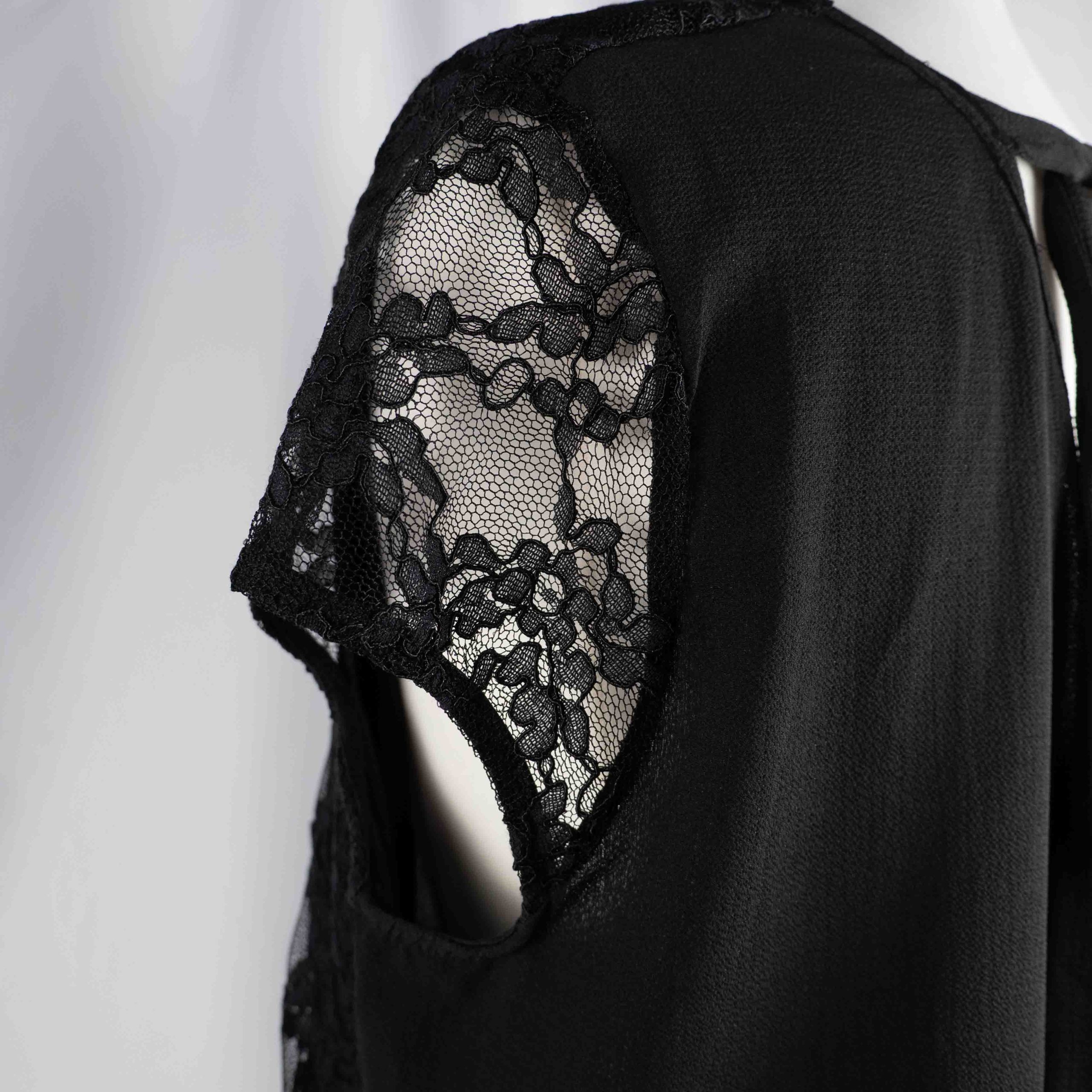 Kaleidoscope Black Lace Sleeve V Neck Top Size 20 Pre-Owned image 6