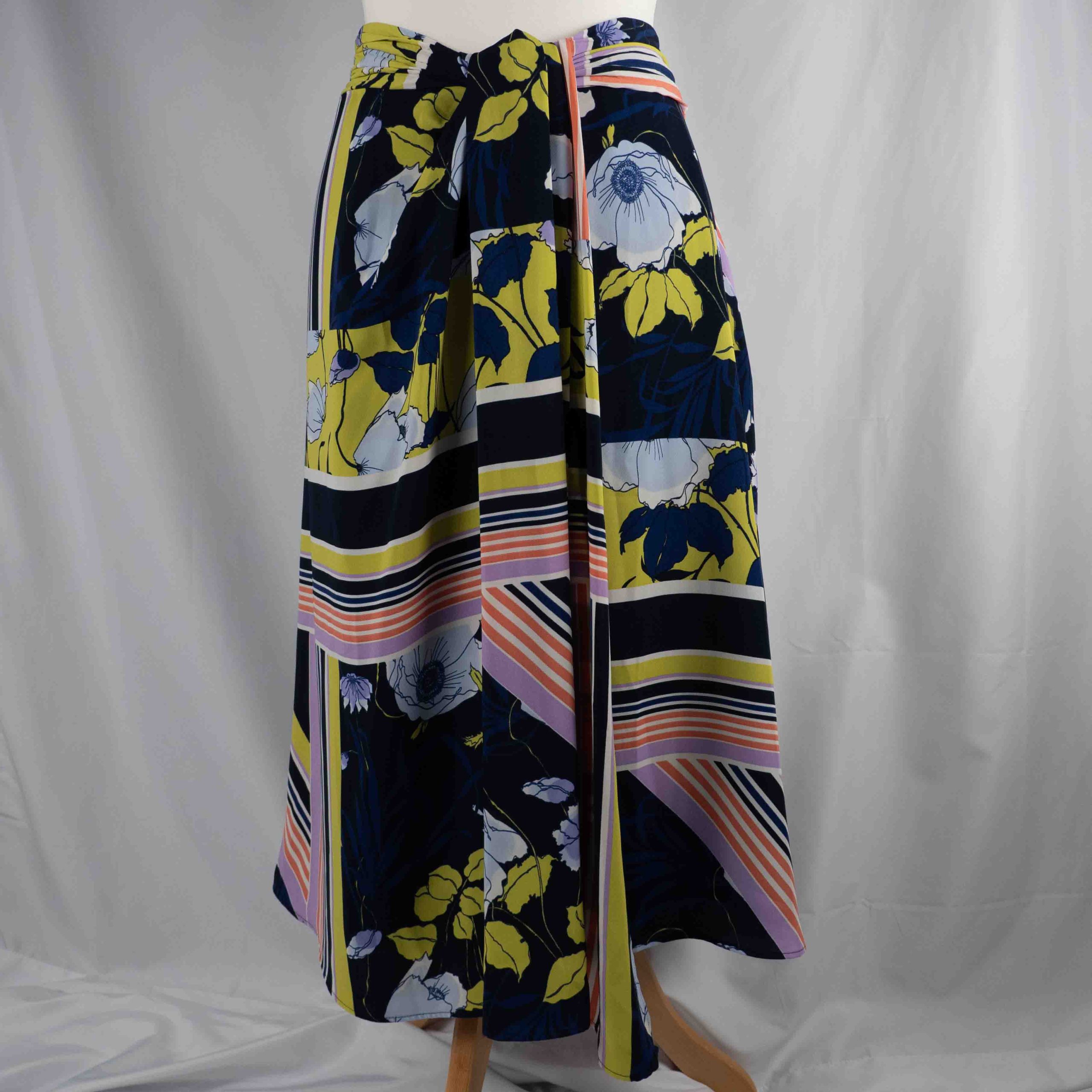 Next Midi Skirt Navy Floral UK 20 Pre-Owned