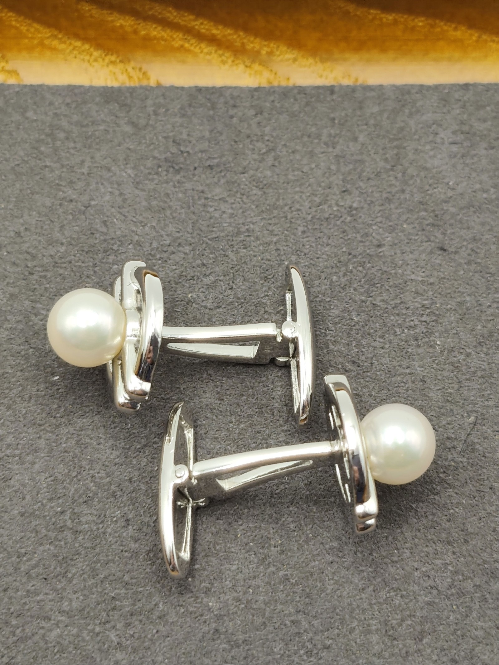 Mikimoto Pearl & Silver Tone Round Cufflinks Other Circular Design image 6