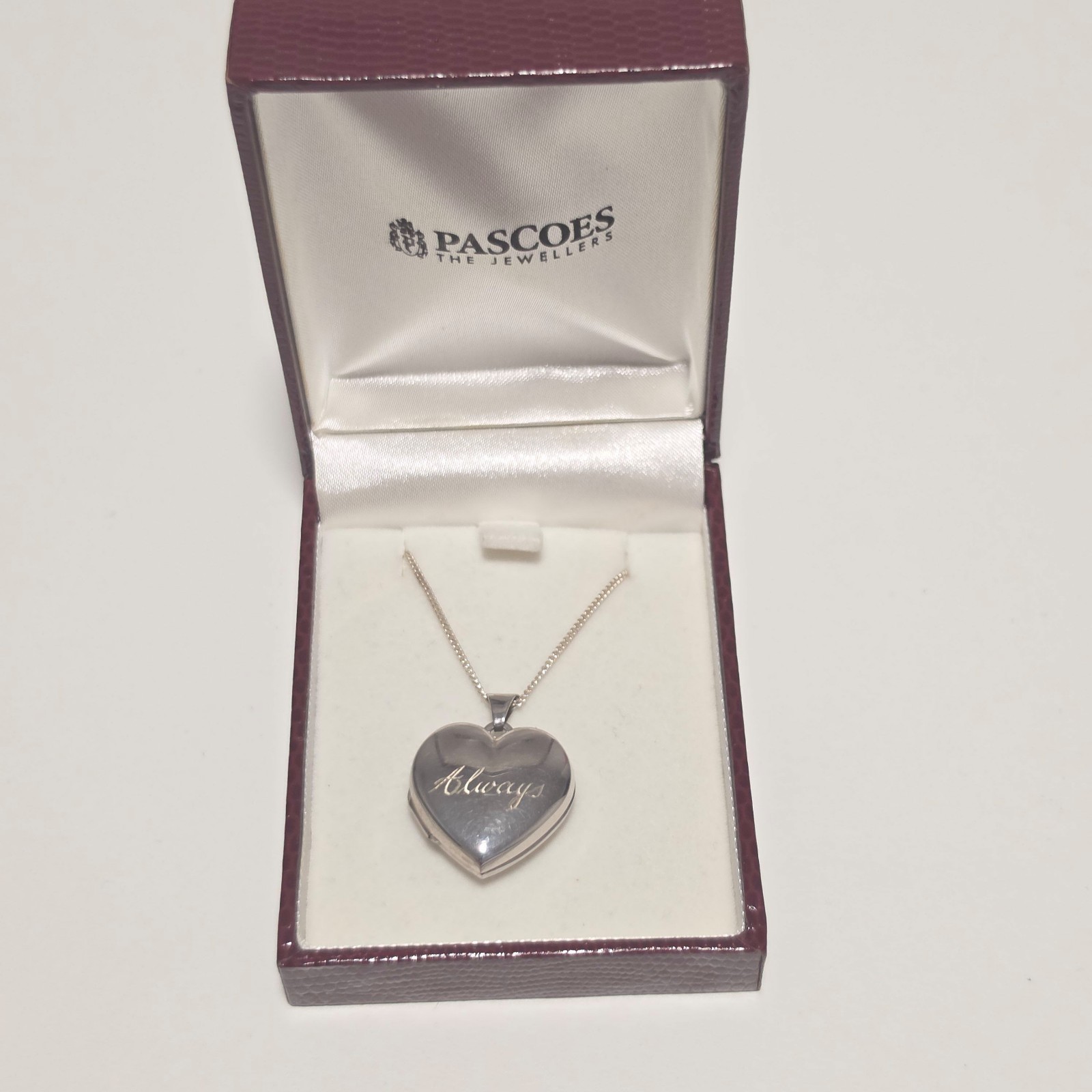 925 sterling Silver Heart Locket Necklace . B3
