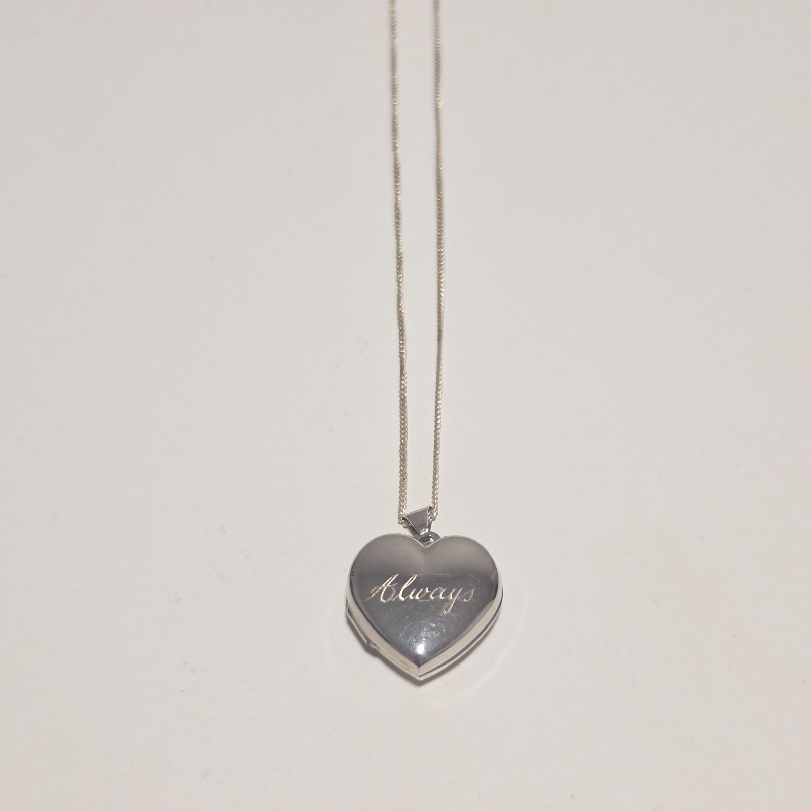 925 sterling Silver Heart Locket Necklace . B3 image 3