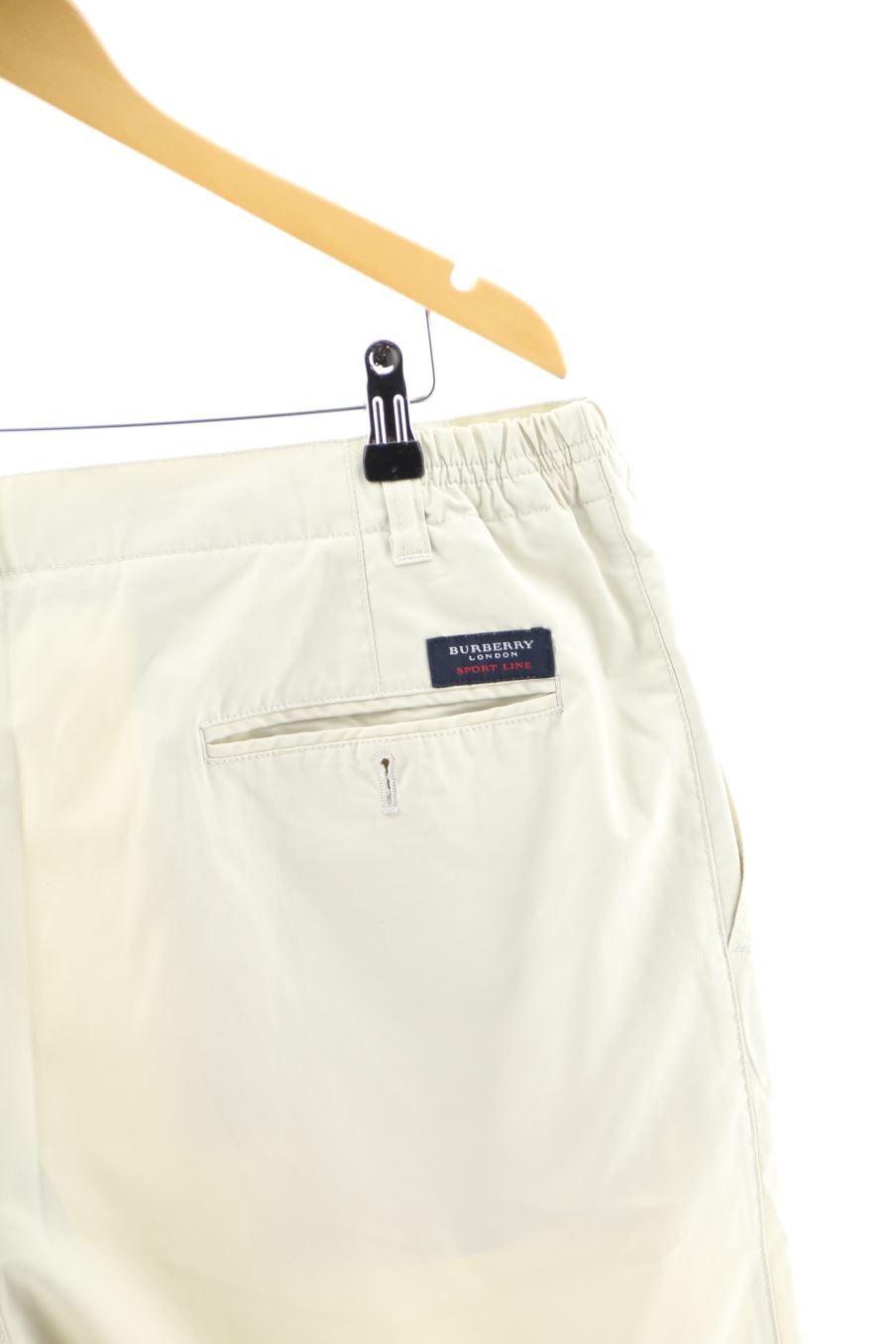 Pantalón corto Burberry – talla 52, como nuevo image 3