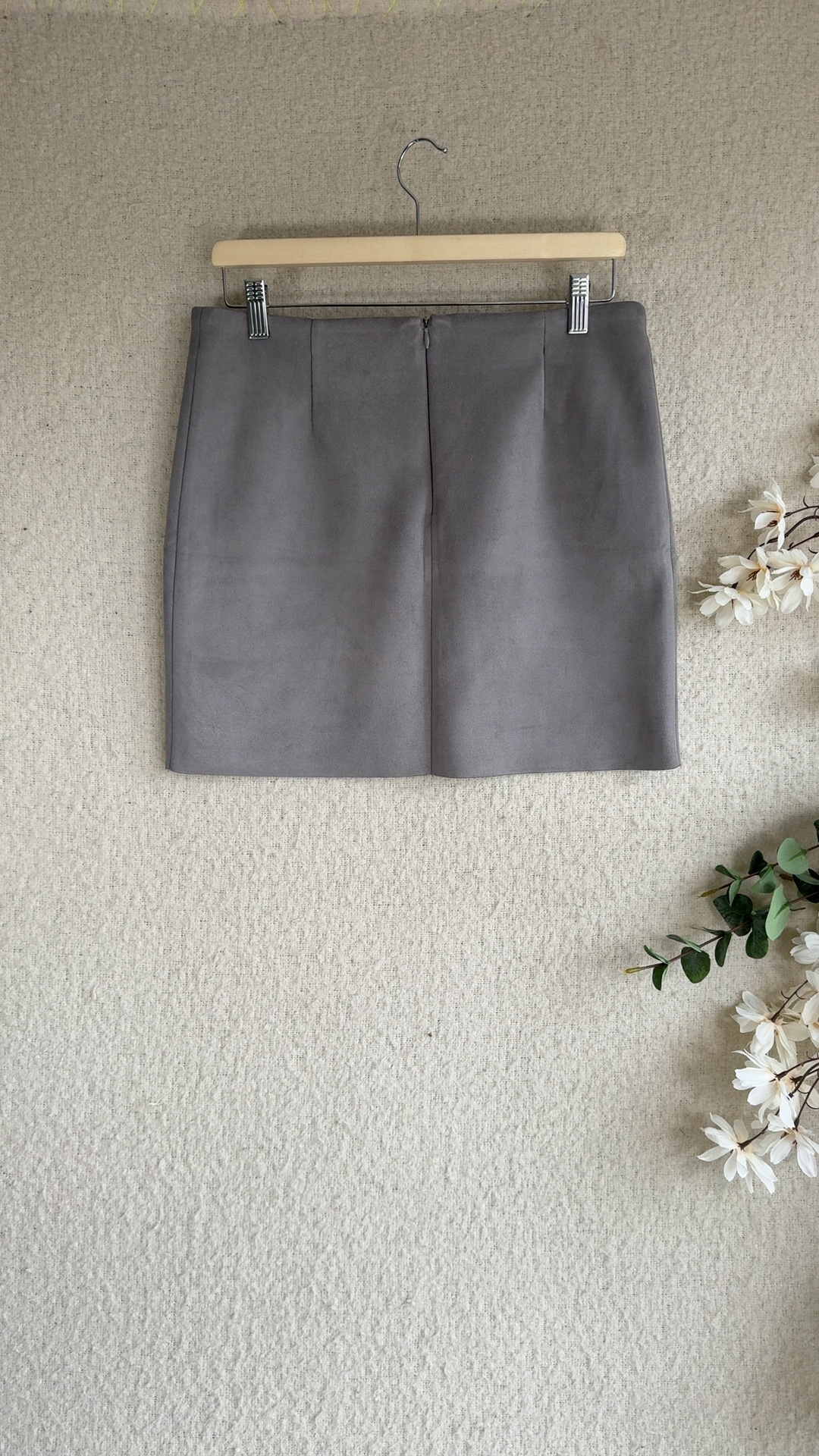Atmosphere Grey Suede Mini Skirt UK 12 Pocket Detail Stylish Autumn Winter image 3