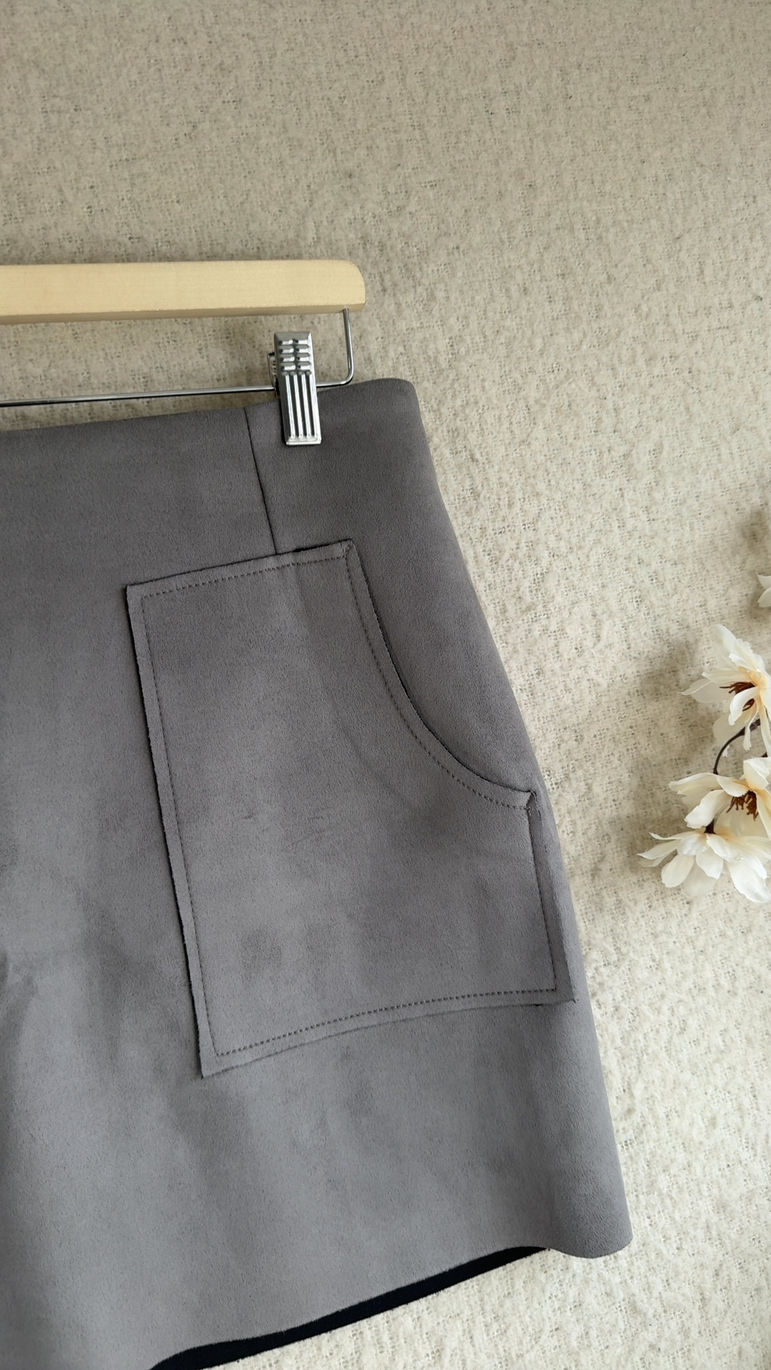 Atmosphere Grey Suede Mini Skirt UK 12 Pocket Detail Stylish Autumn Winter image 5