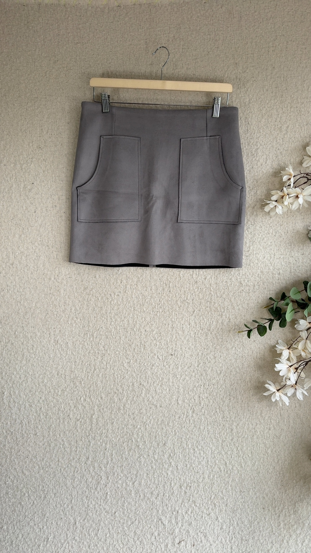 Atmosphere Grey Suede Mini Skirt UK 12 Pocket Detail Stylish Autumn Winter image 6
