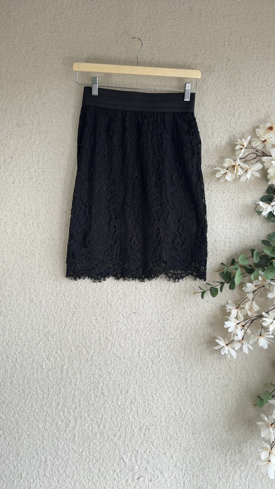 H&M Black Lace Pencil Skirt UK 12 Elegant Stretch Waistband Chic