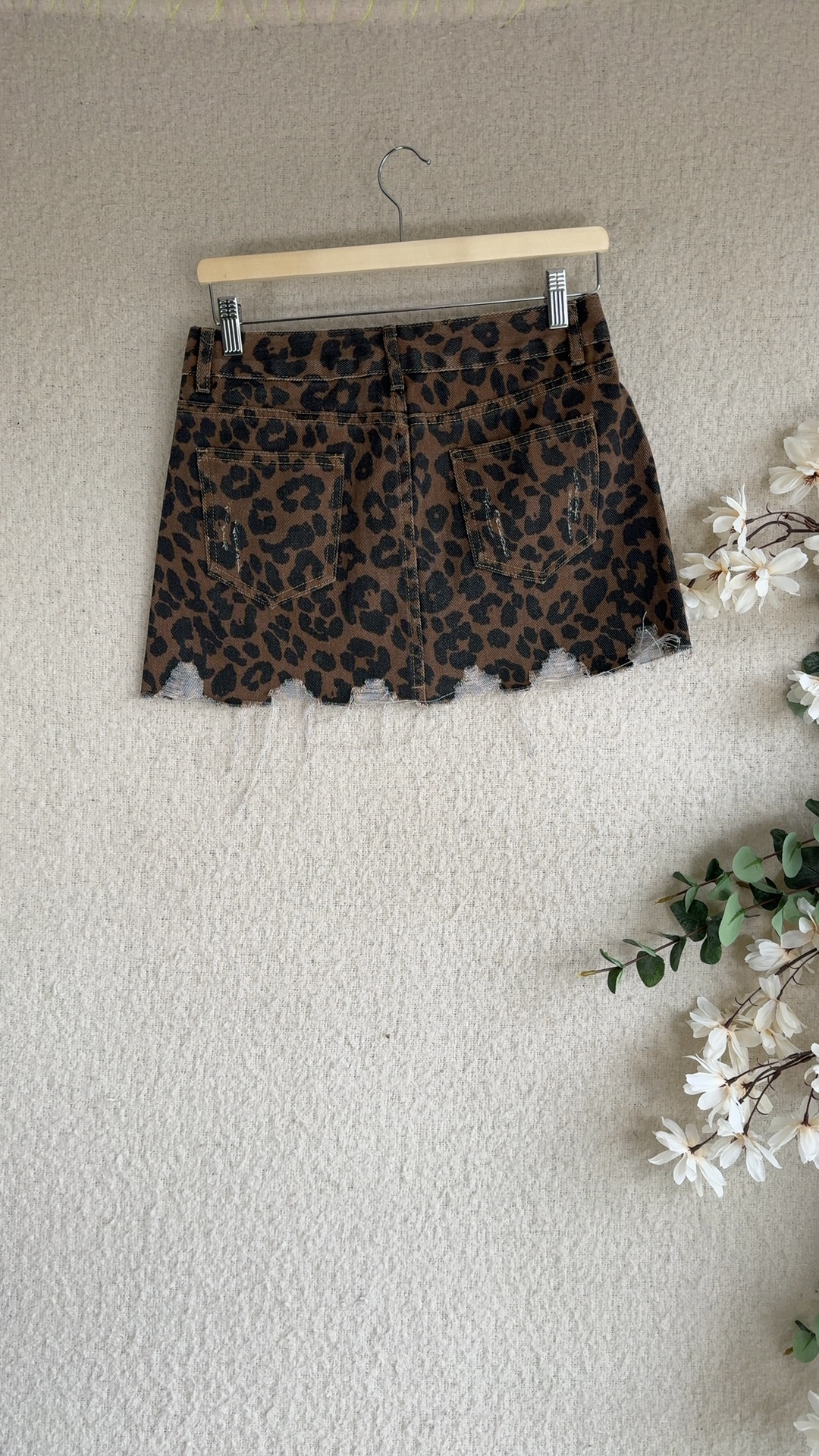 Brown & Black Leopard Print Scalloped Hem Denim Mini Skirt UK Medium Stylish image 4