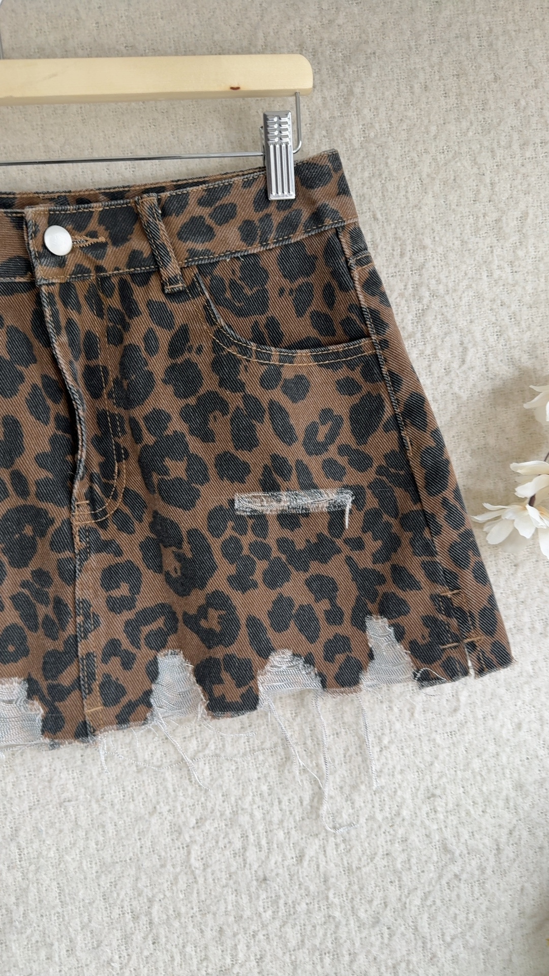 Brown & Black Leopard Print Scalloped Hem Denim Mini Skirt UK Medium Stylish image 2
