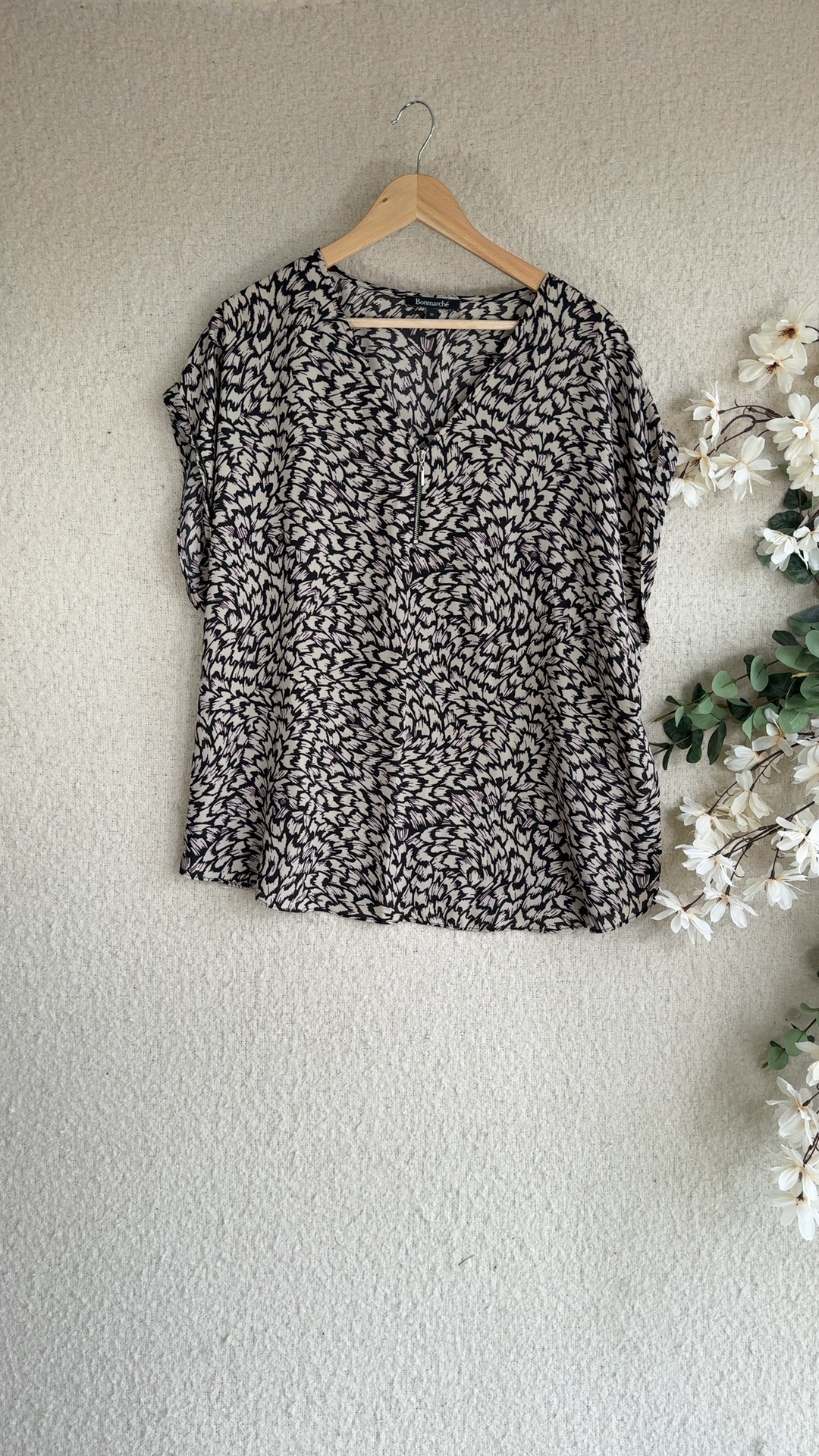 Bonmarché Black & Beige Patterned Blouse UK 20 Chic Casual Top