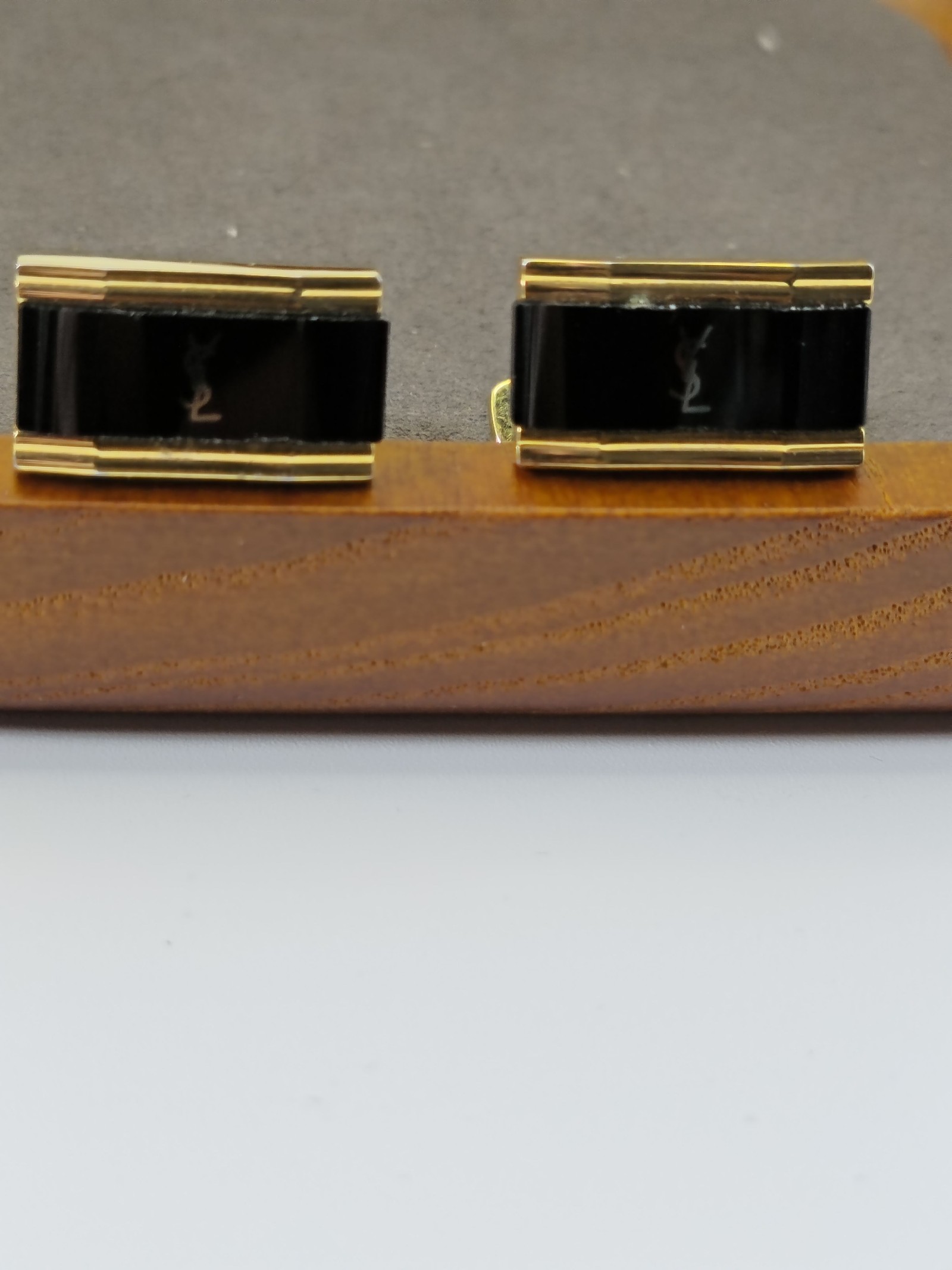 Yves Saint Laurent Black & Gold Tie Clip & Cufflinks Set image 4