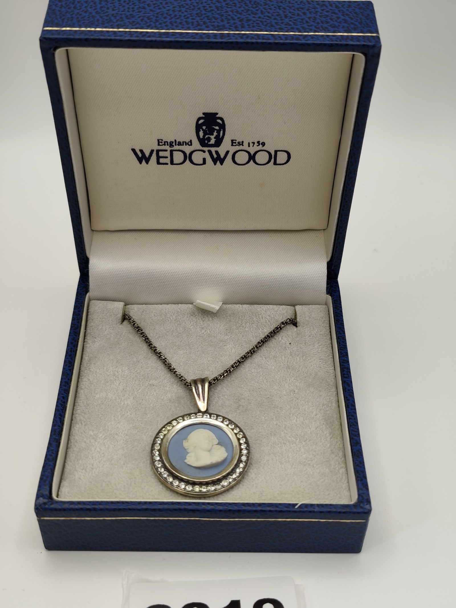 Wedgwood Blue & White Cameo Pendant Necklace with Rhinestones Other image 2