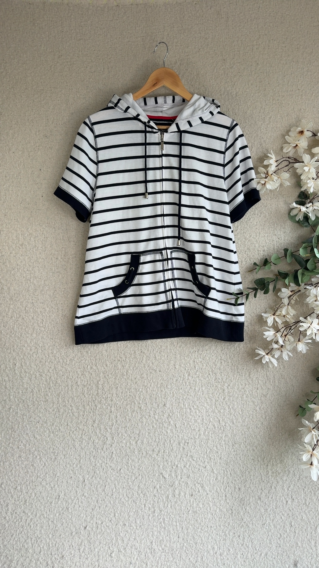 Bm Casual Black & White Striped Hooded Short Sleeve Sweater Large UK L