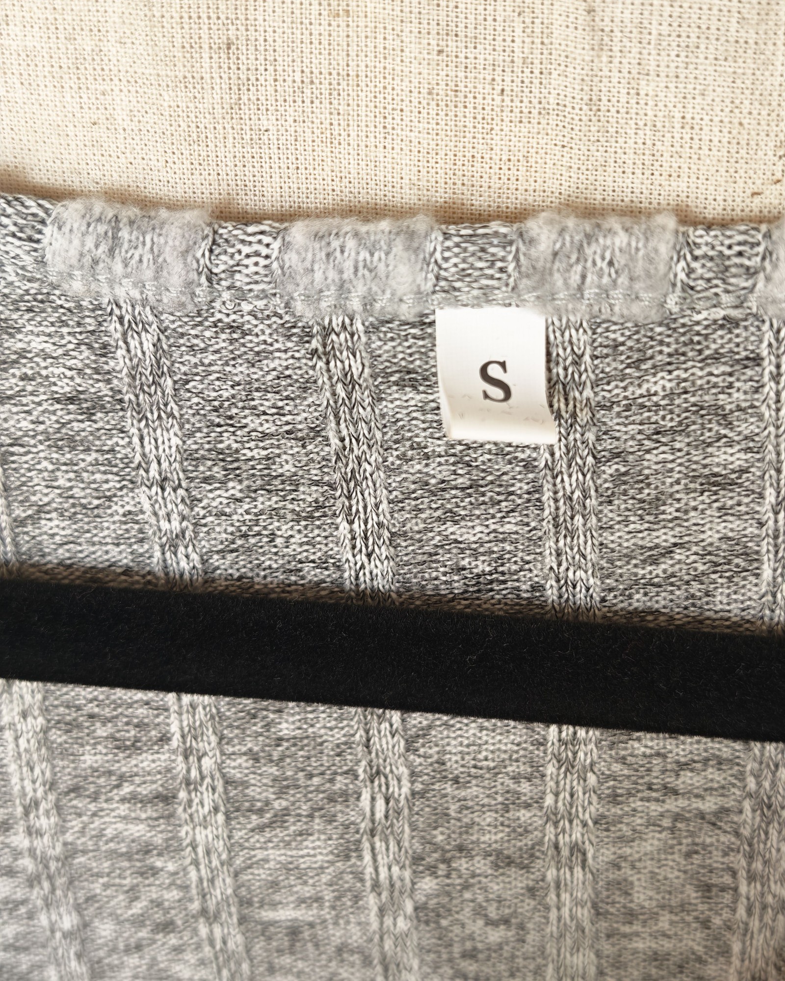 Grey Ribbed Knit Scoop Neck Dress Small 95% Polyester & 5% Elastane image 3