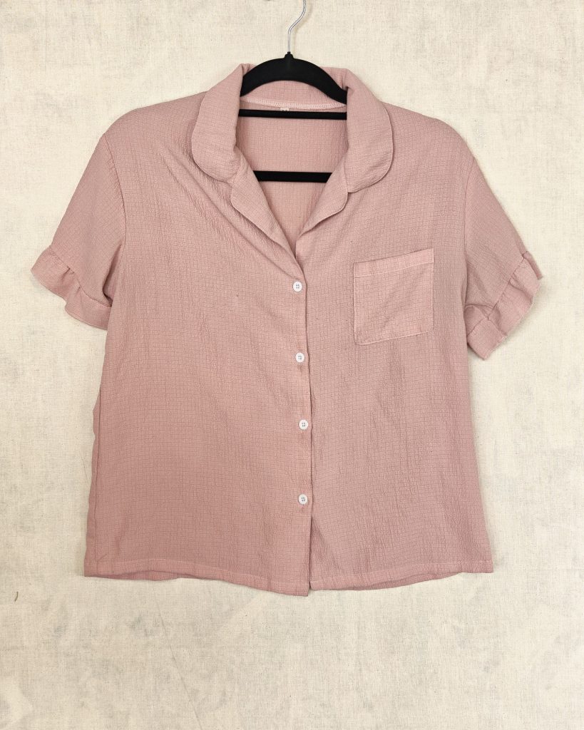 Pink Textured Short Sleeve Button Shirt Medium 95% Polyester