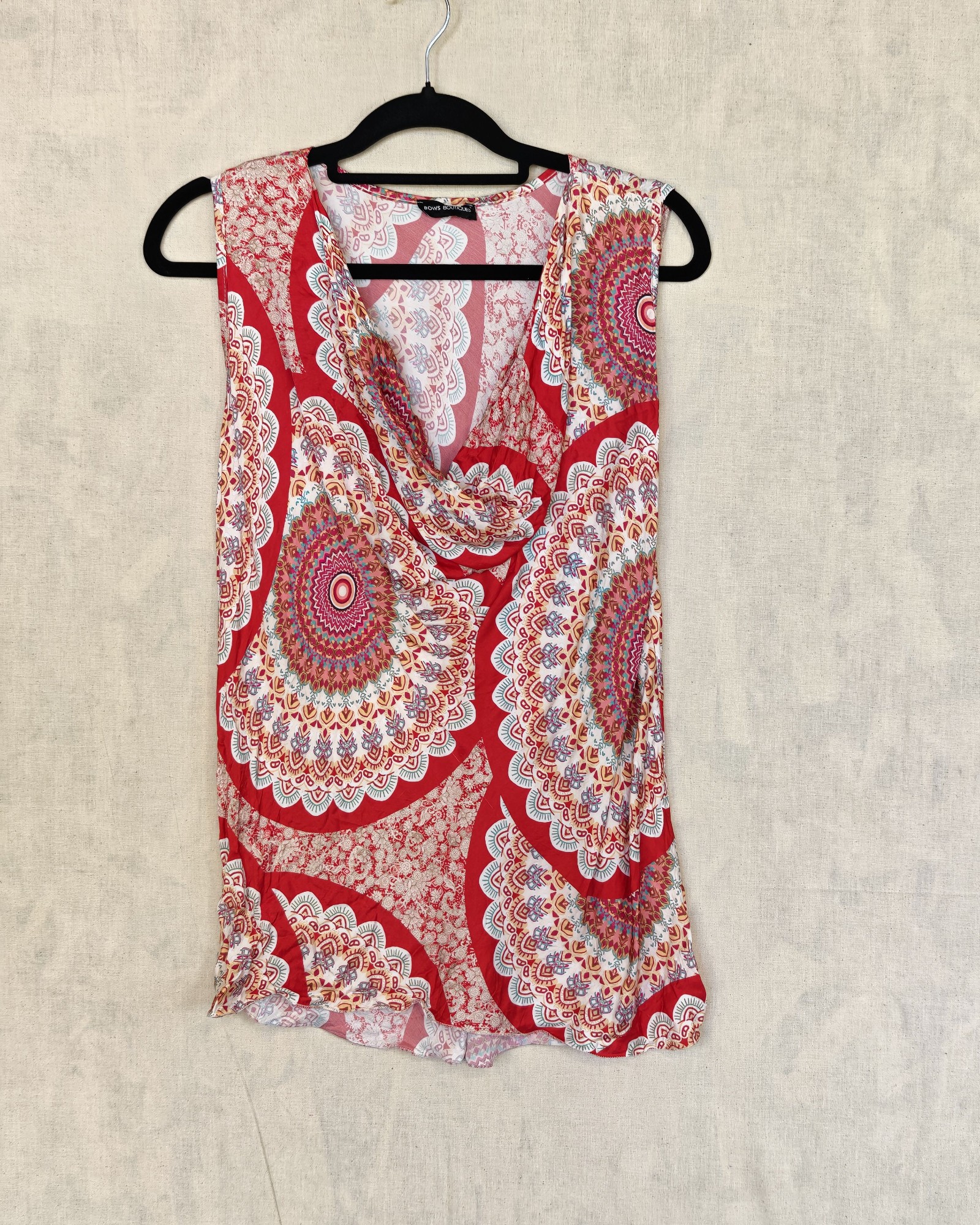 Bows Boutiques Red Multi Print Sleeveless Top Medium