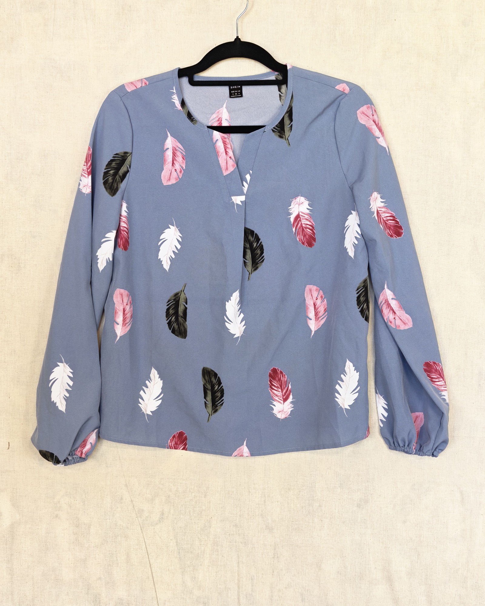Shein Blue Feather Print Blouse Small 100% Polyester