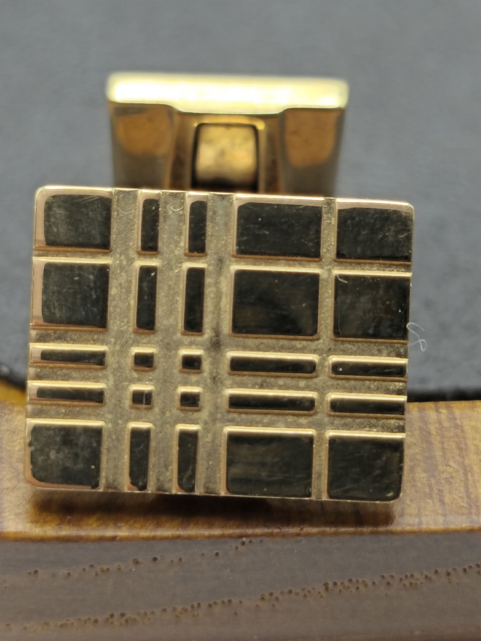 Burberry Gold Tone Plaid Cufflinks Men Classic Design image 3