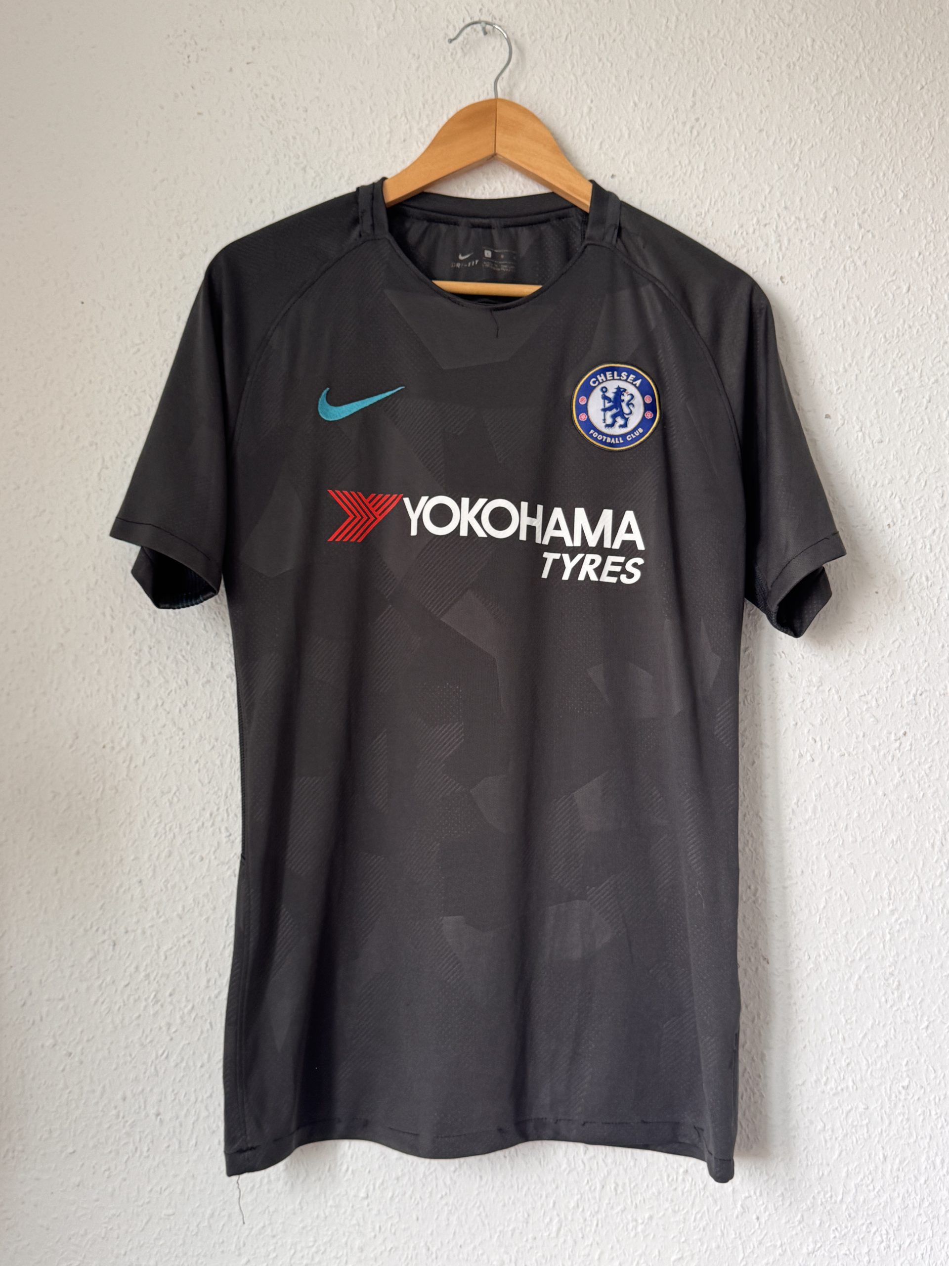 Nike Black Chelsea Football Club Jersey Large 3017