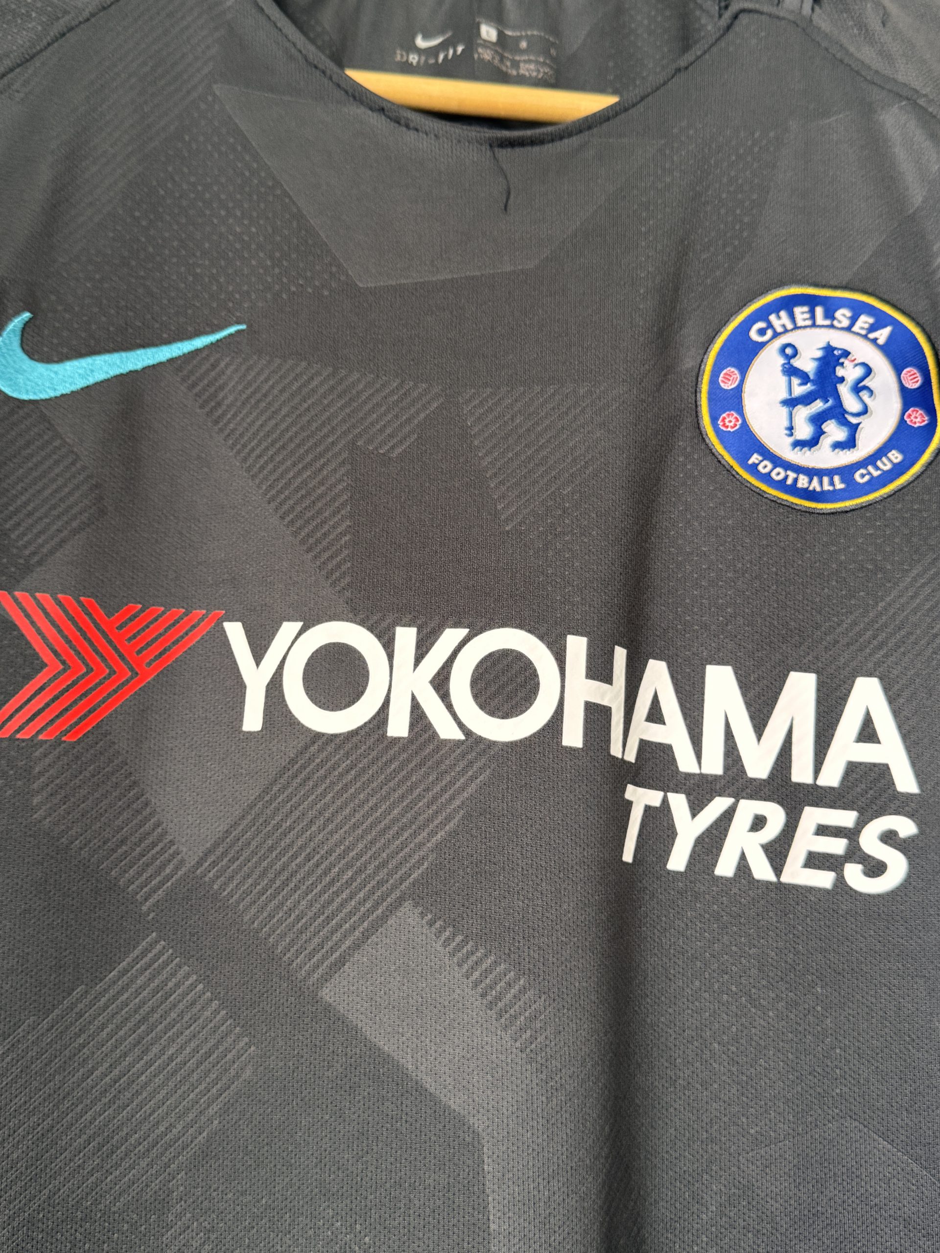 Nike Black Chelsea Football Club Jersey Large 3017 image 6