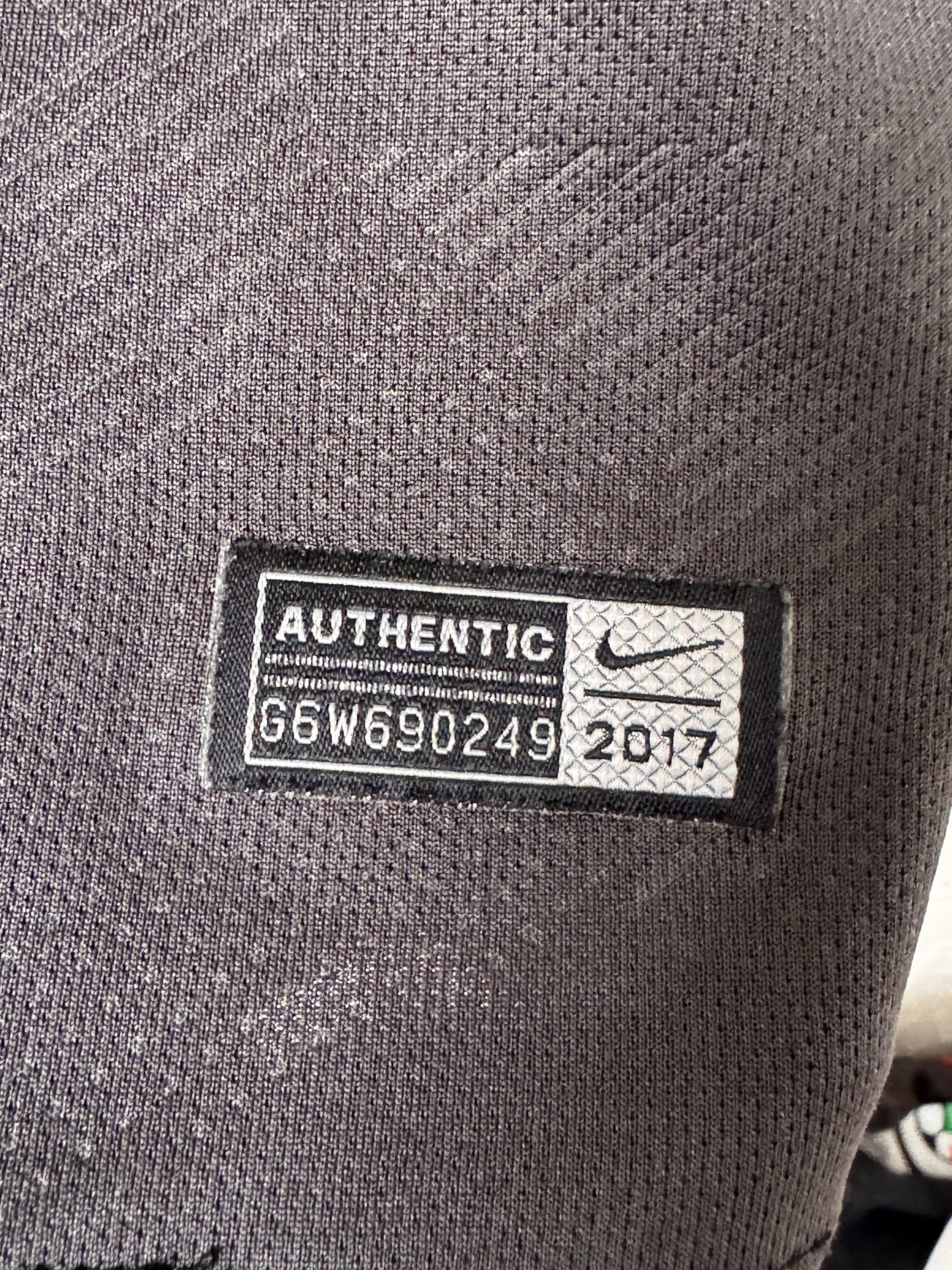 Nike Black Chelsea Football Club Jersey Large 3017 image 10