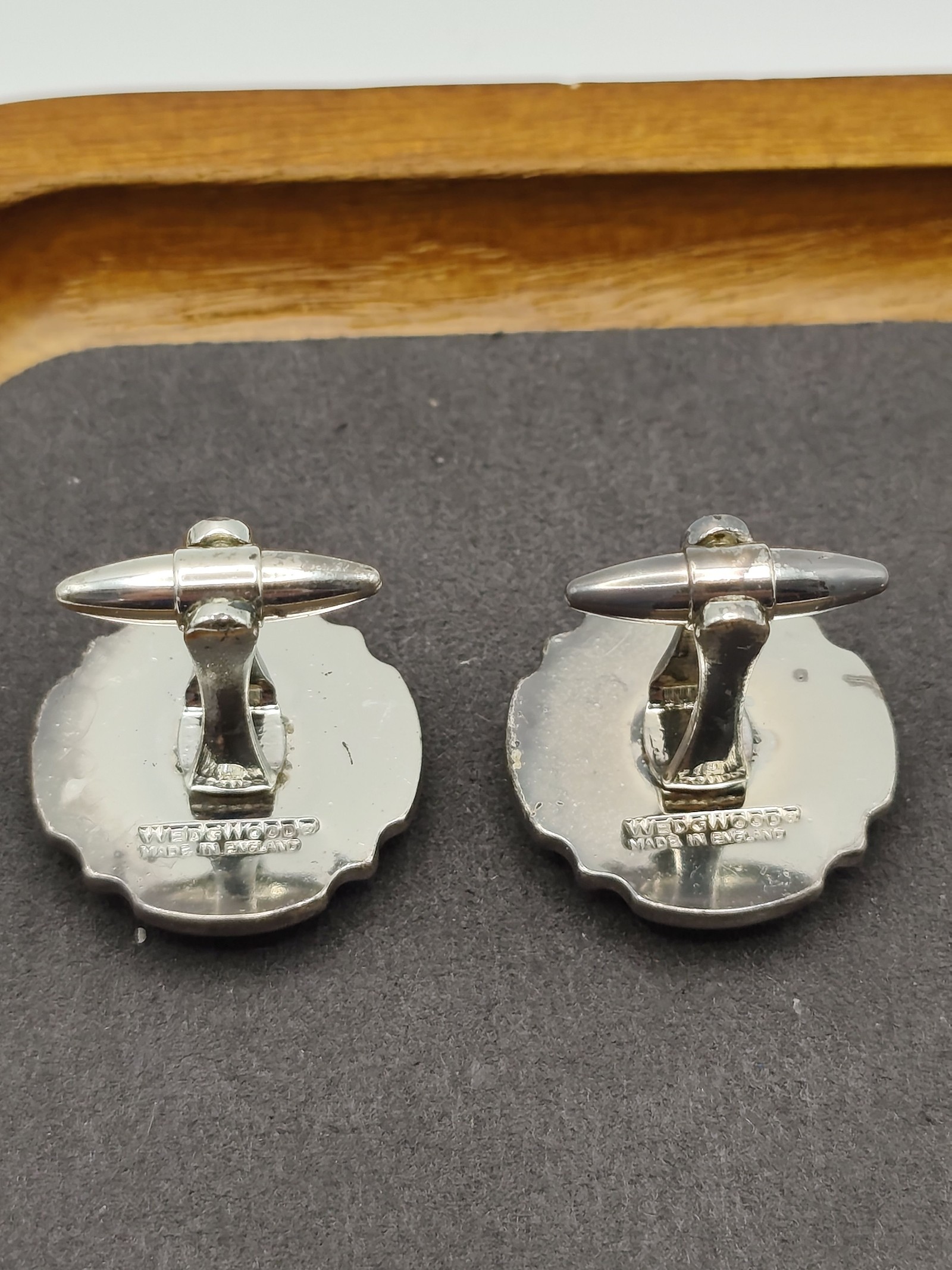 Wedgwood Blue & White Ship Cufflinks & Tie Clip Set Other image 5