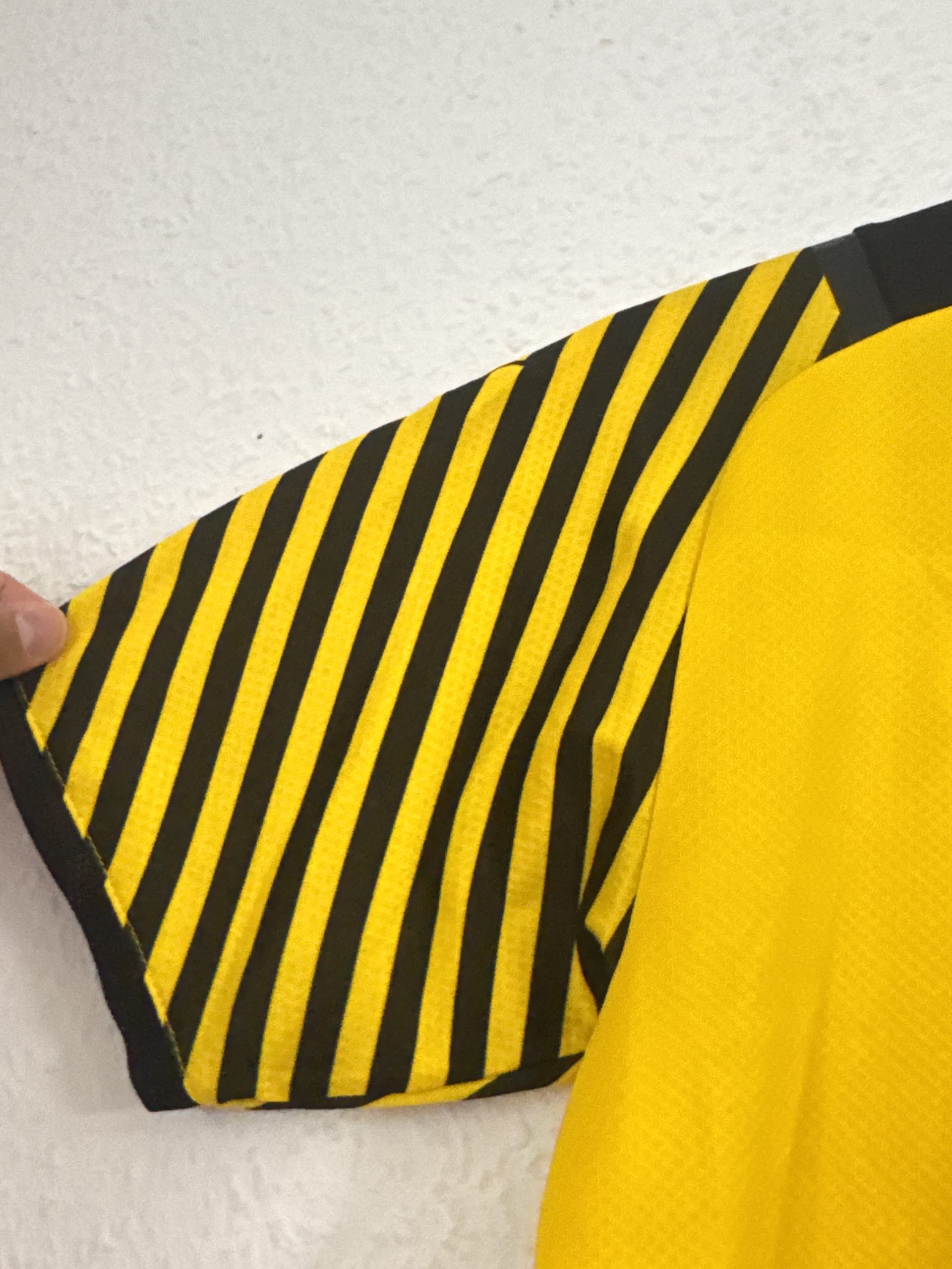 Puma Yellow Borussia Dortmund Football Shirt DryCell Authentic Licensed M 1272 image 6