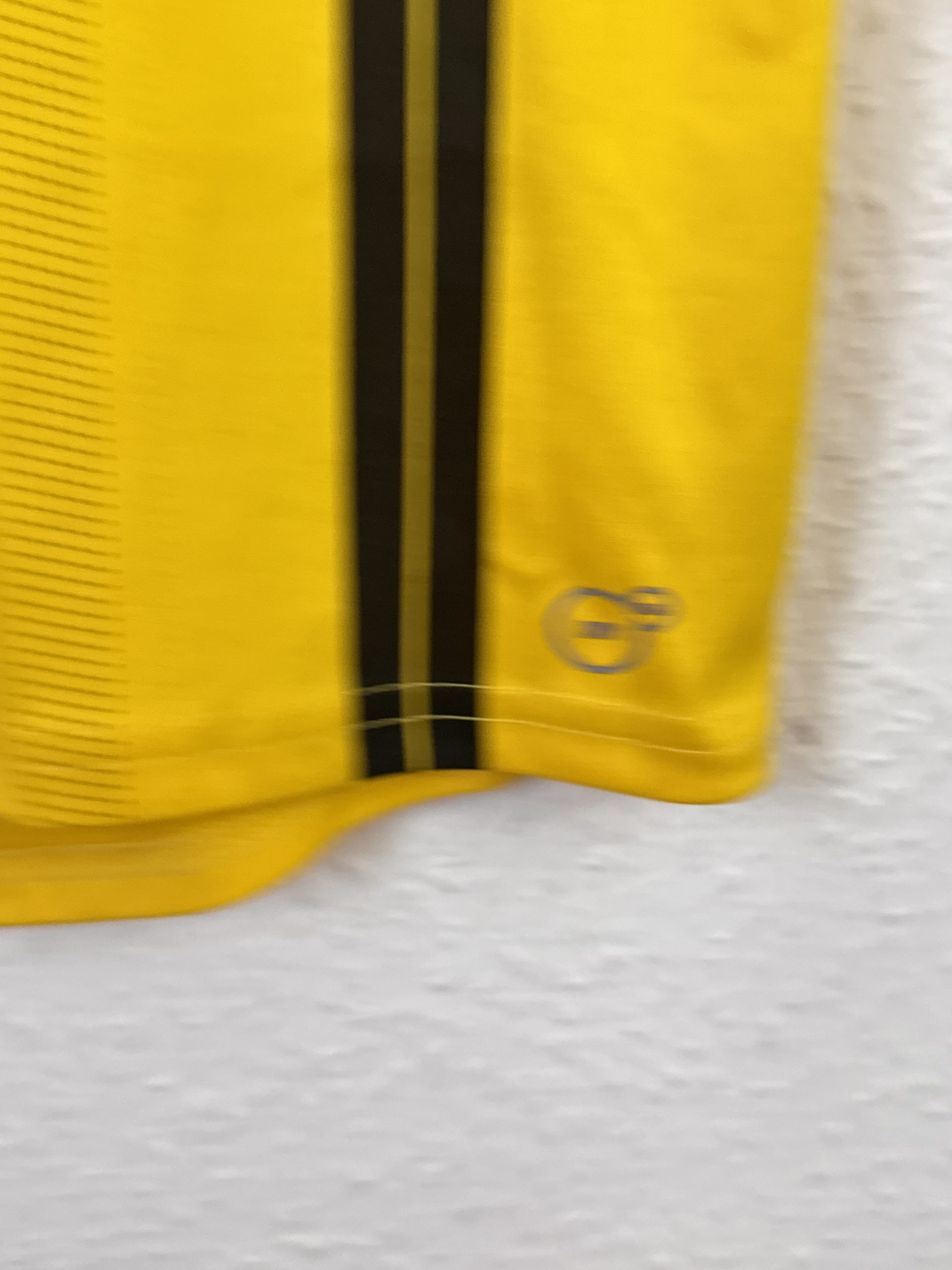 Puma Yellow & Black Borussia Dortmund Football Shirt XL 1355 image 7